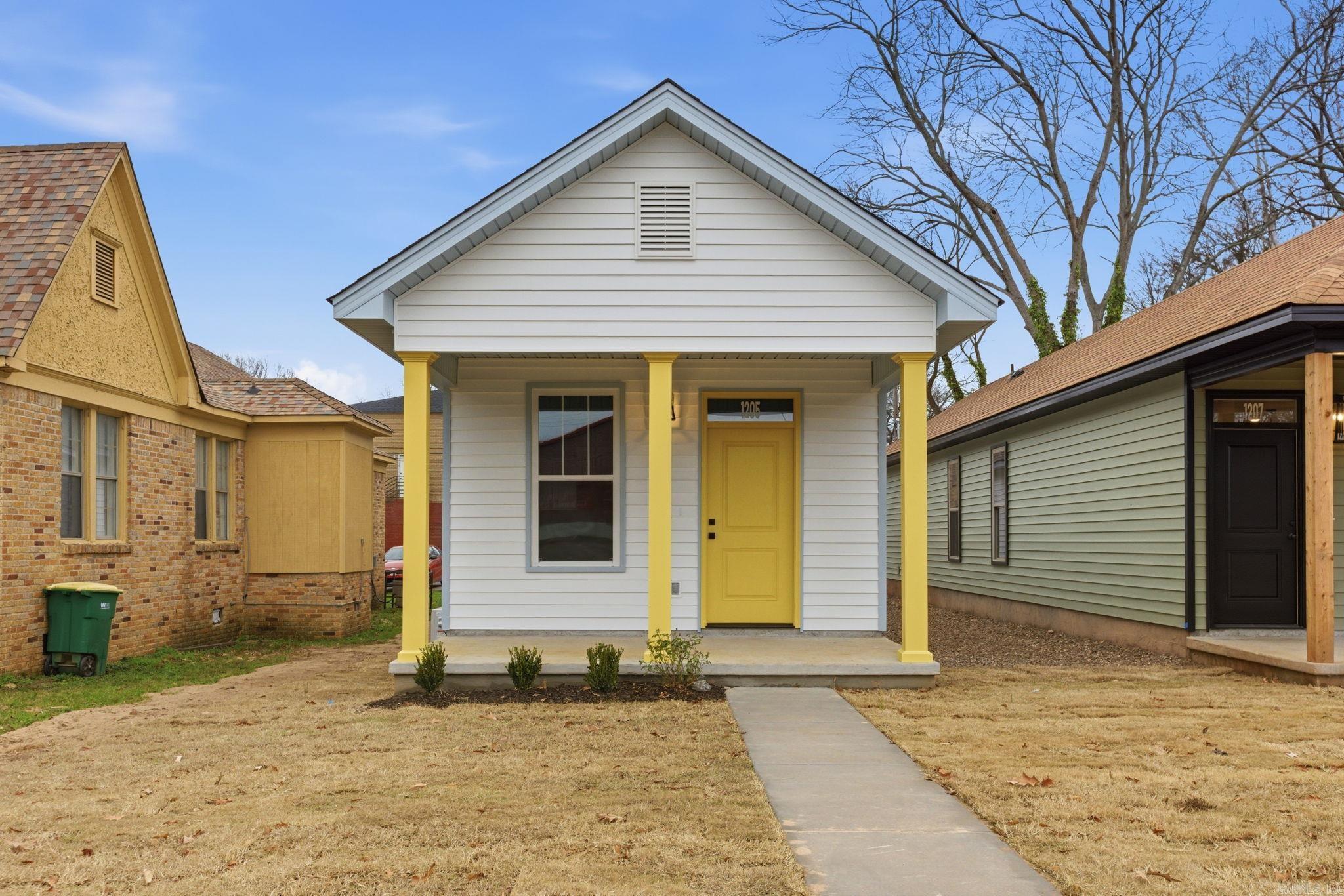 HANGER - Residential