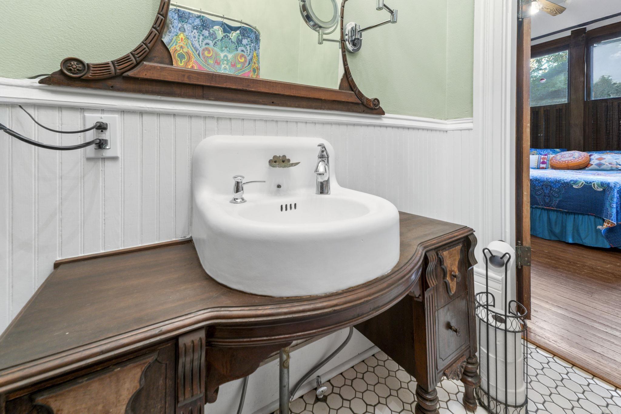 STIFFTS C S - Residential