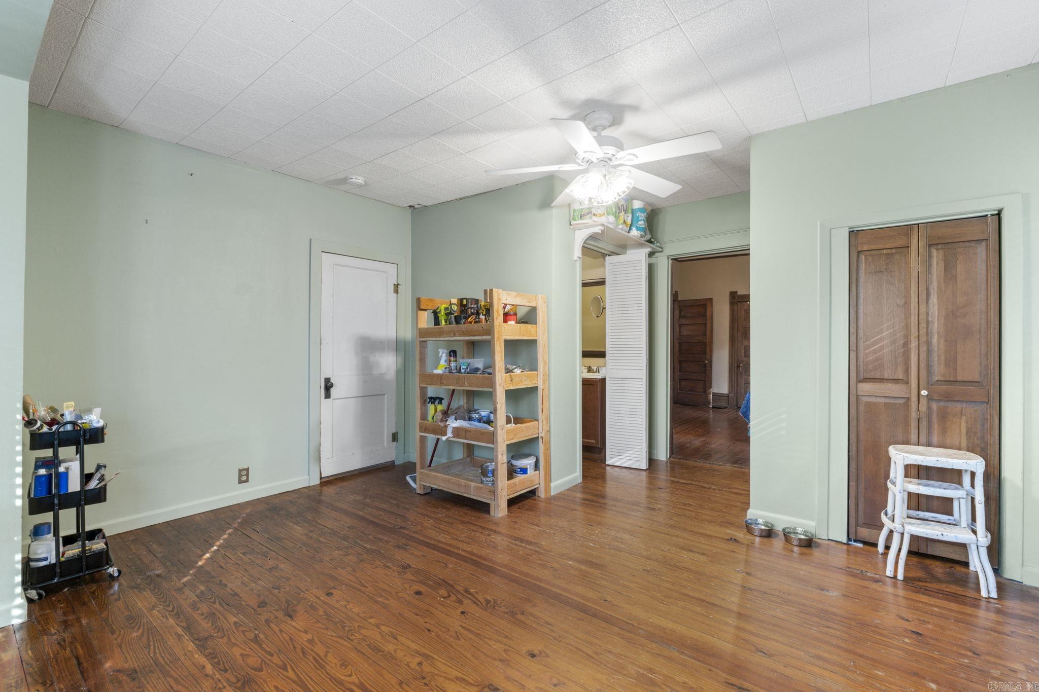 STIFFTS C S - Residential