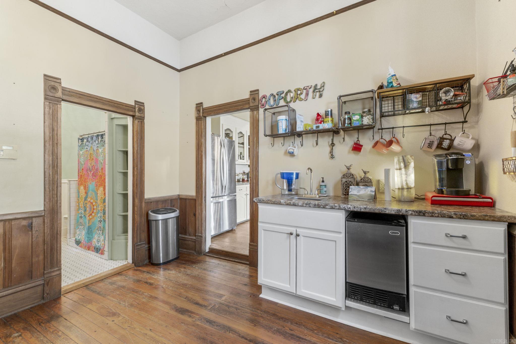 STIFFTS C S - Residential