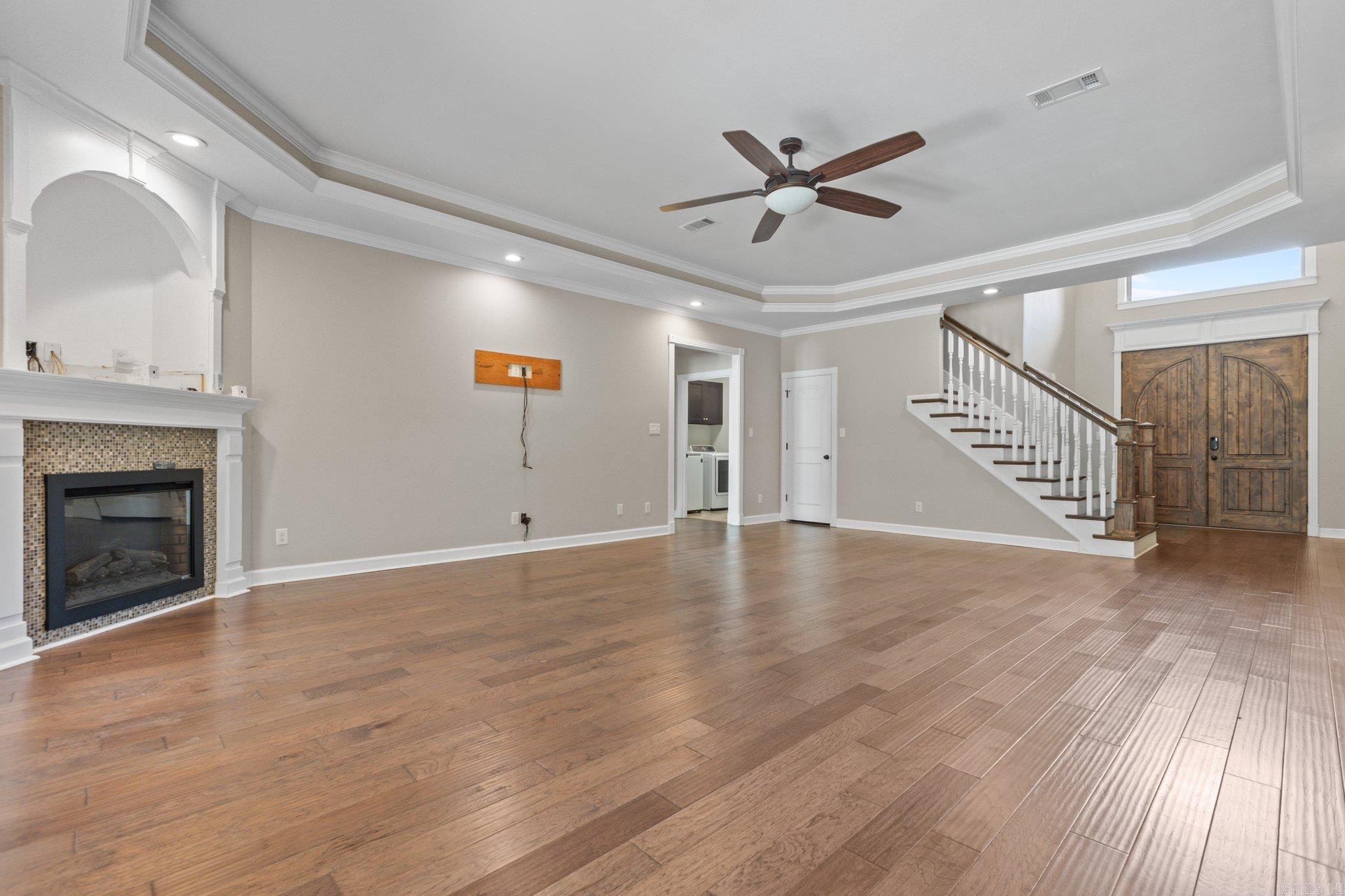 CARRIAGE COURT - Residential