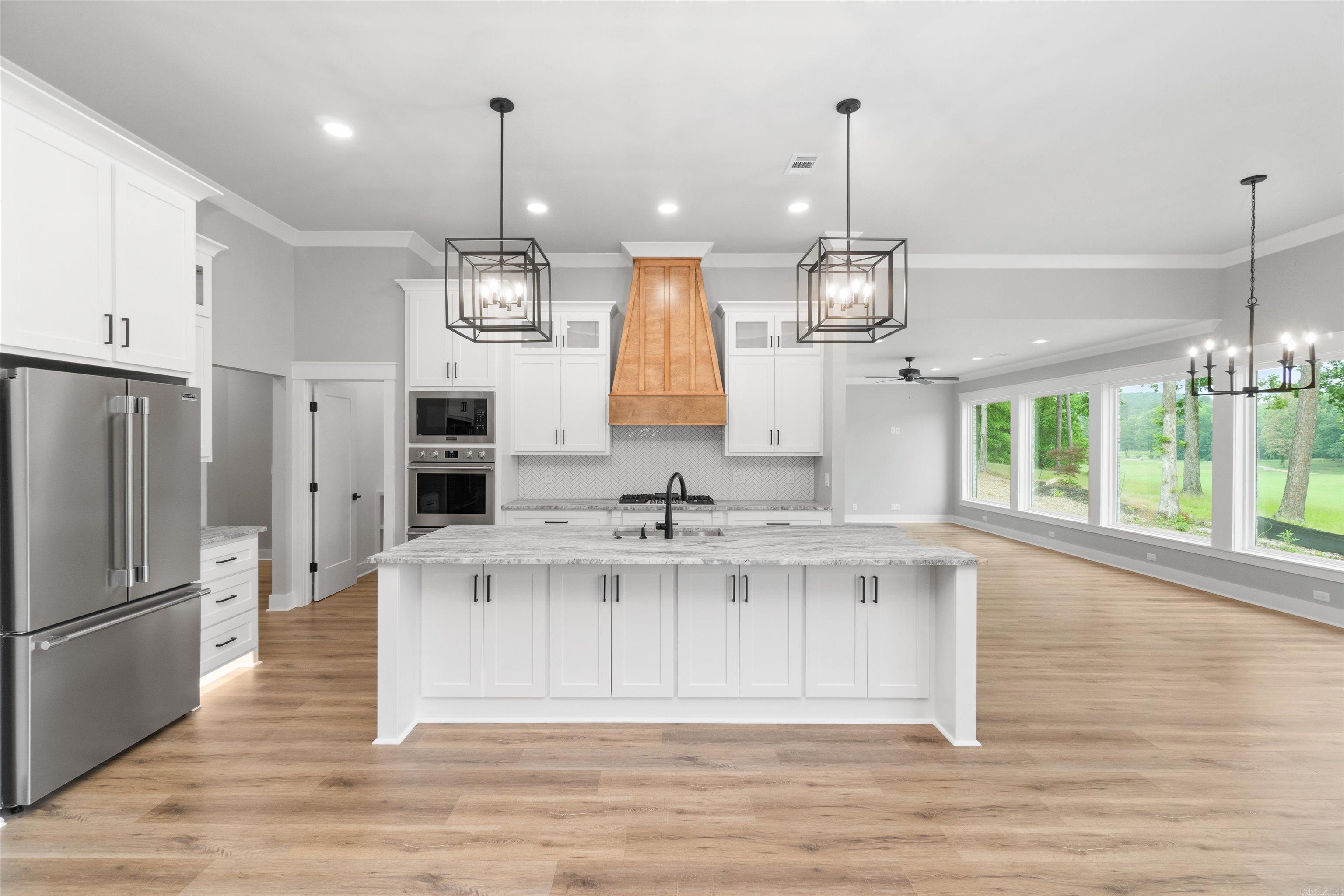 Isabella - Residential