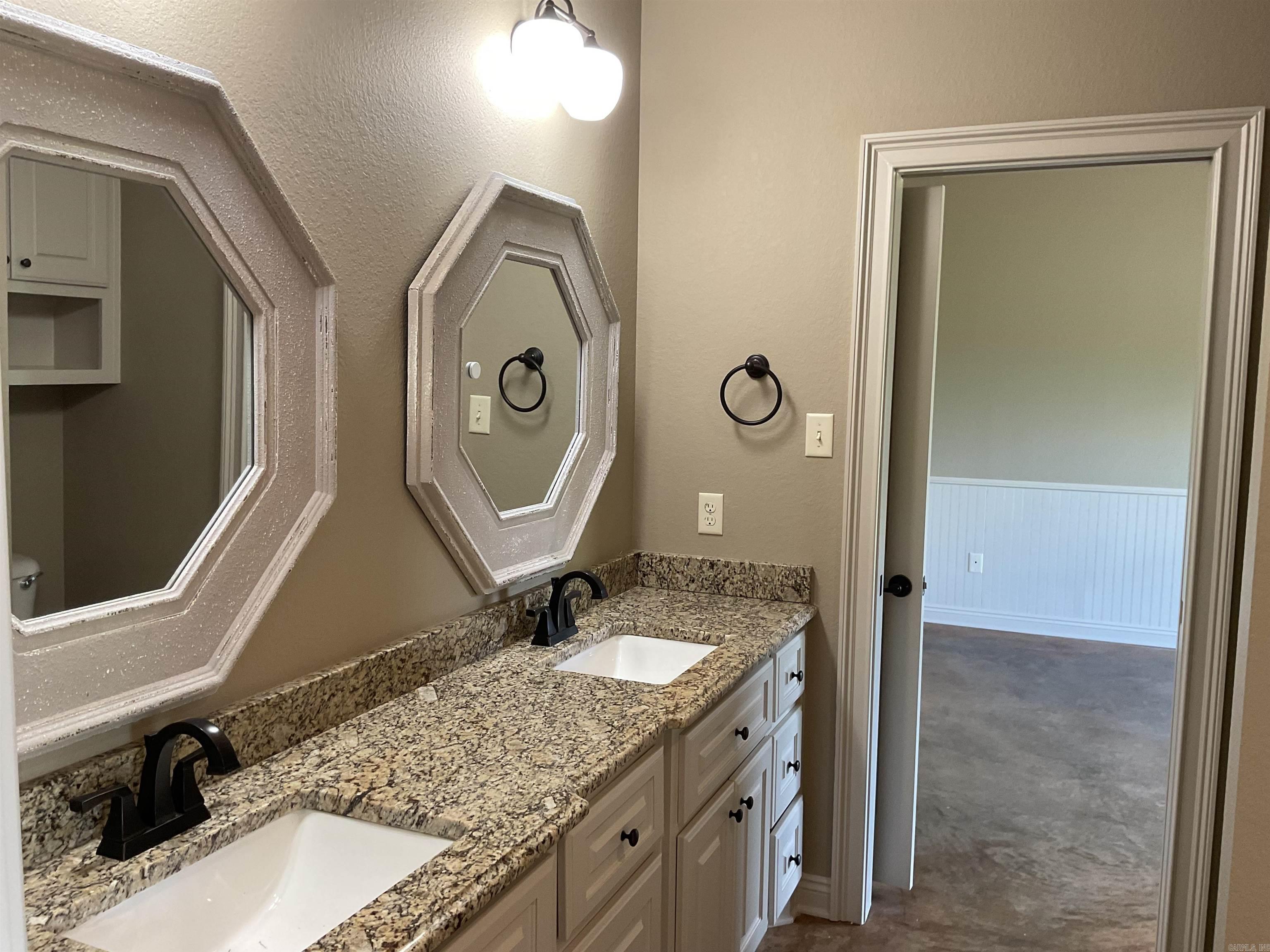 LOUROE LANE S/D - Residential