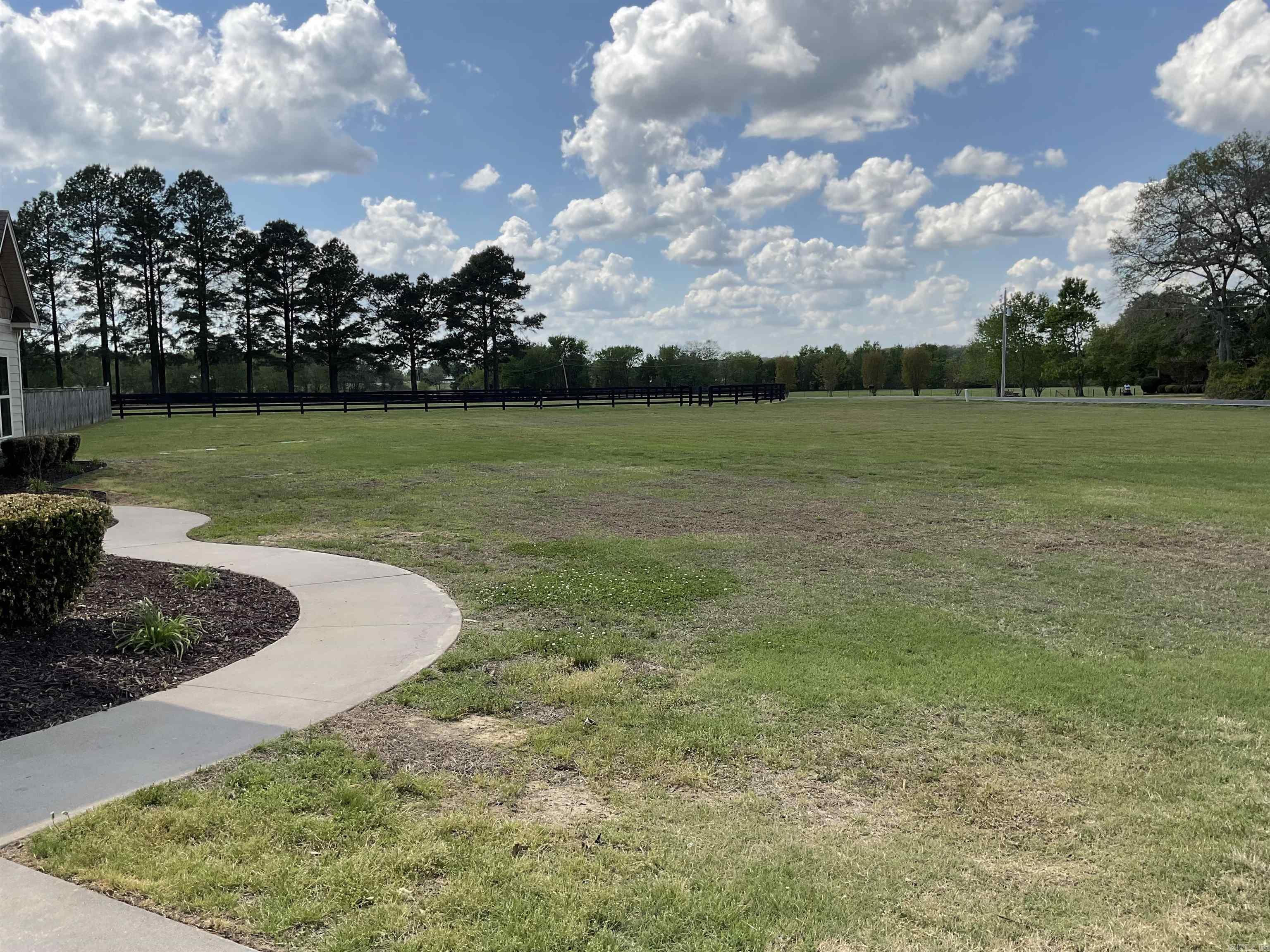 LOUROE LANE S/D - Residential