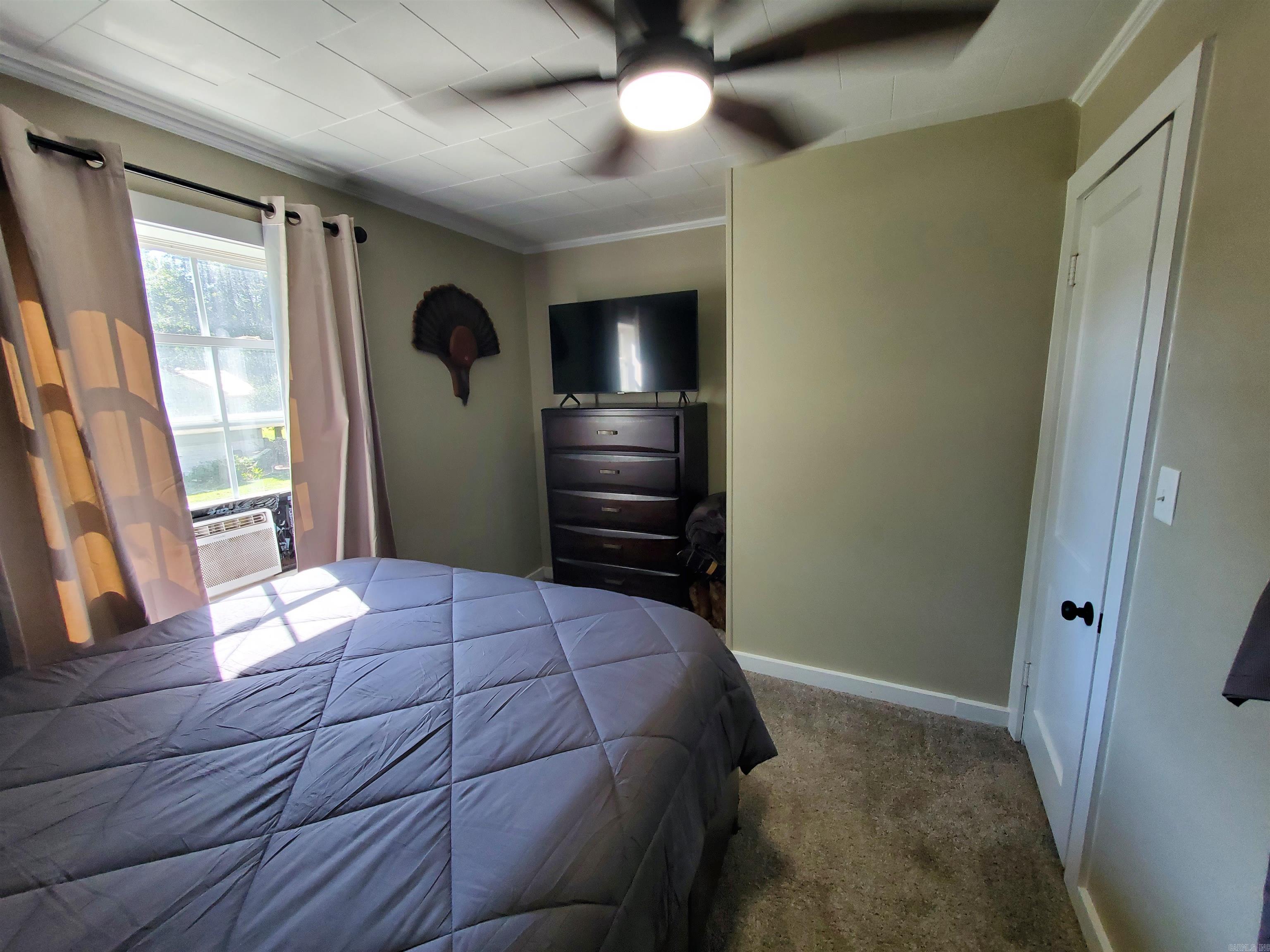 M&B PIGGOTT 2-20-8 - Residential