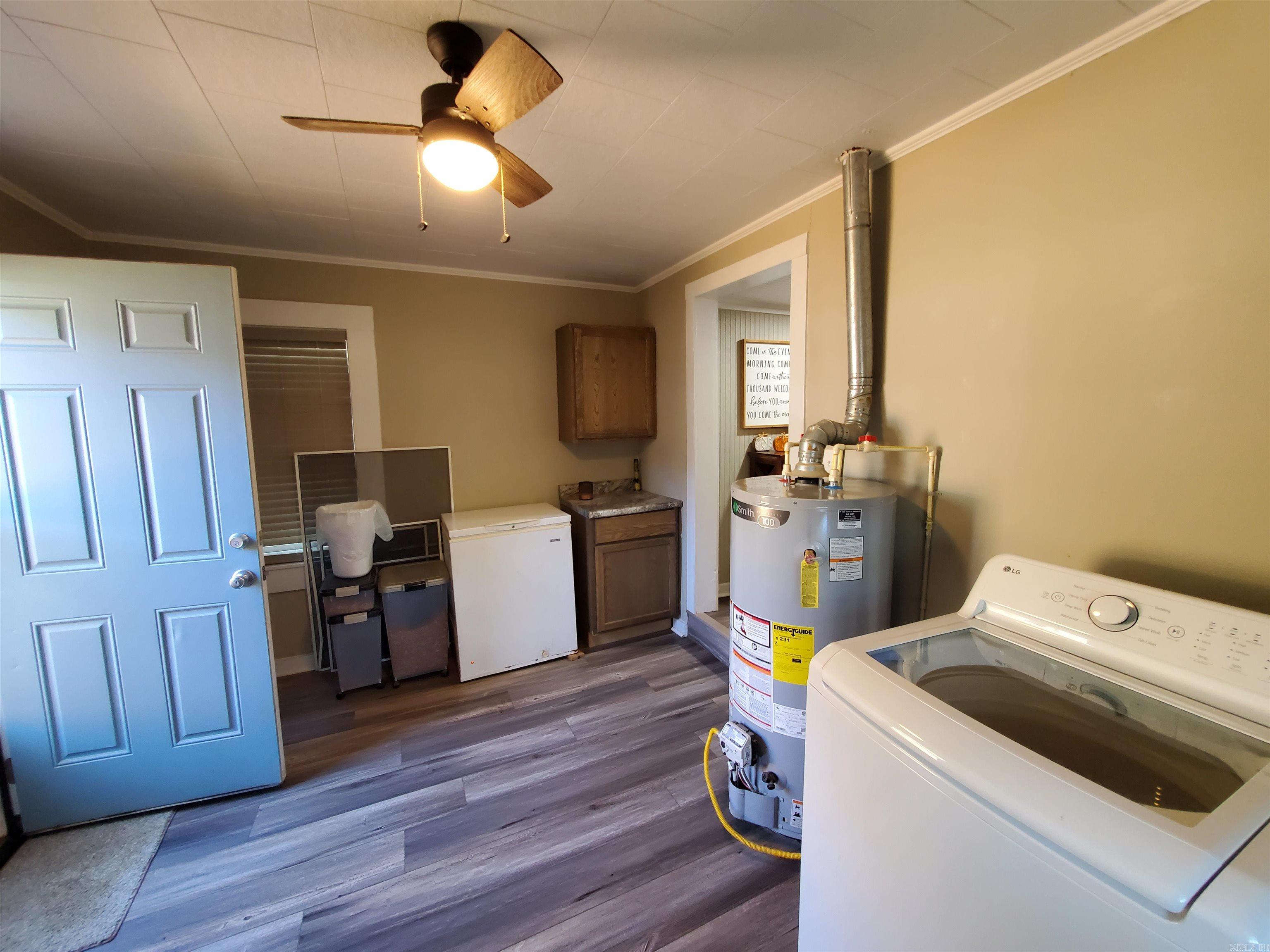 M&B PIGGOTT 2-20-8 - Residential
