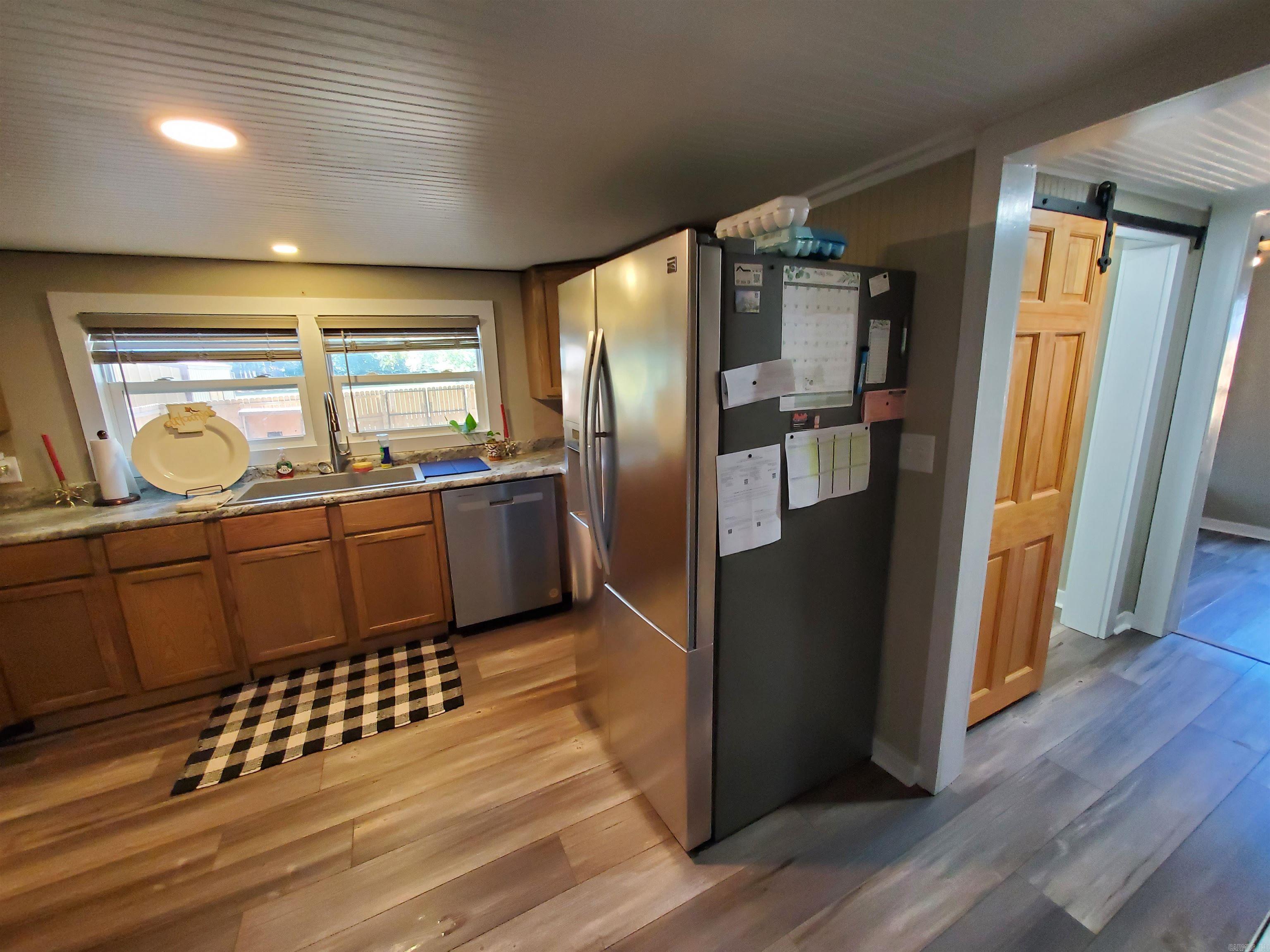 M&B PIGGOTT 2-20-8 - Residential