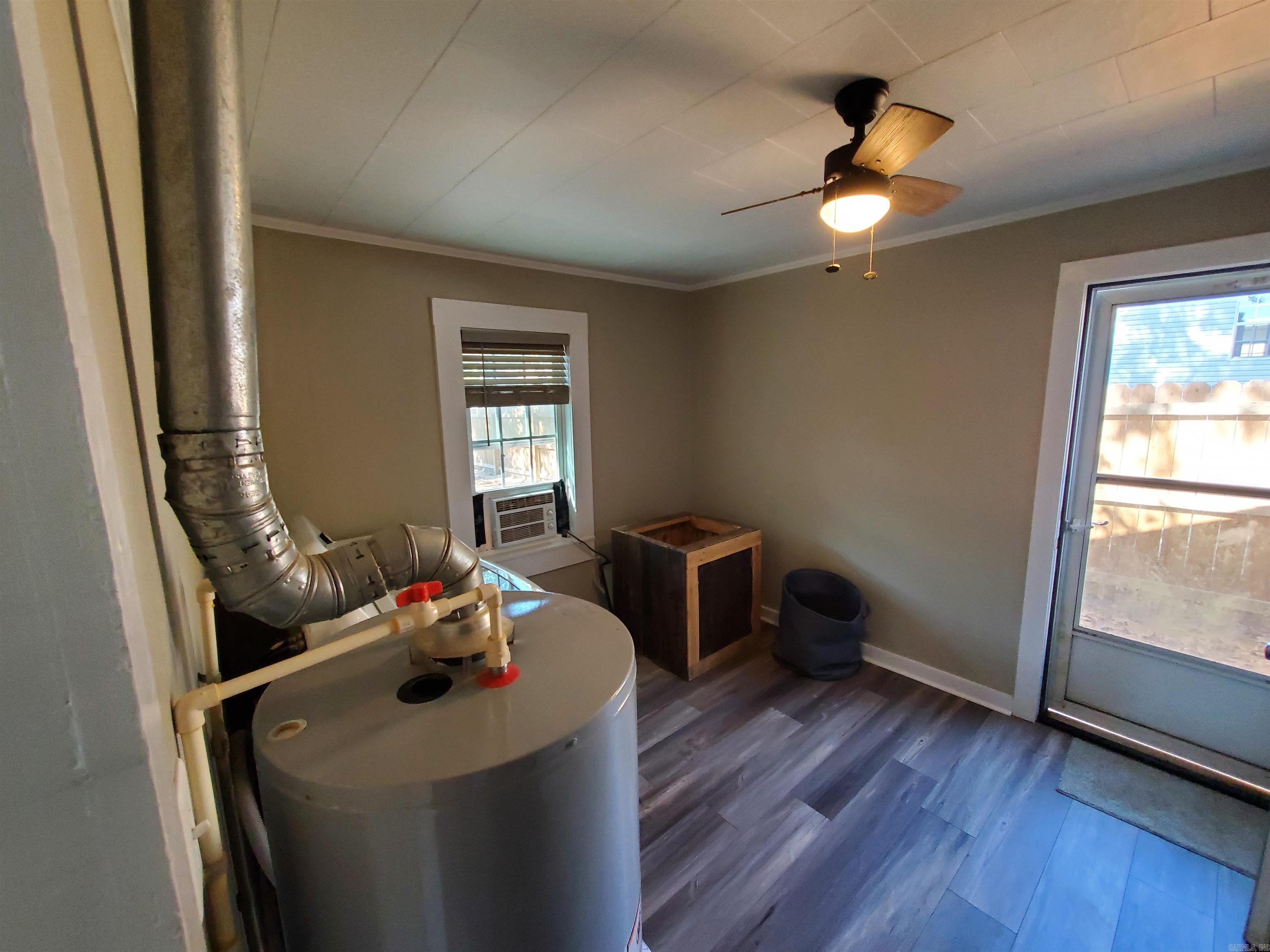 M&B PIGGOTT 2-20-8 - Residential