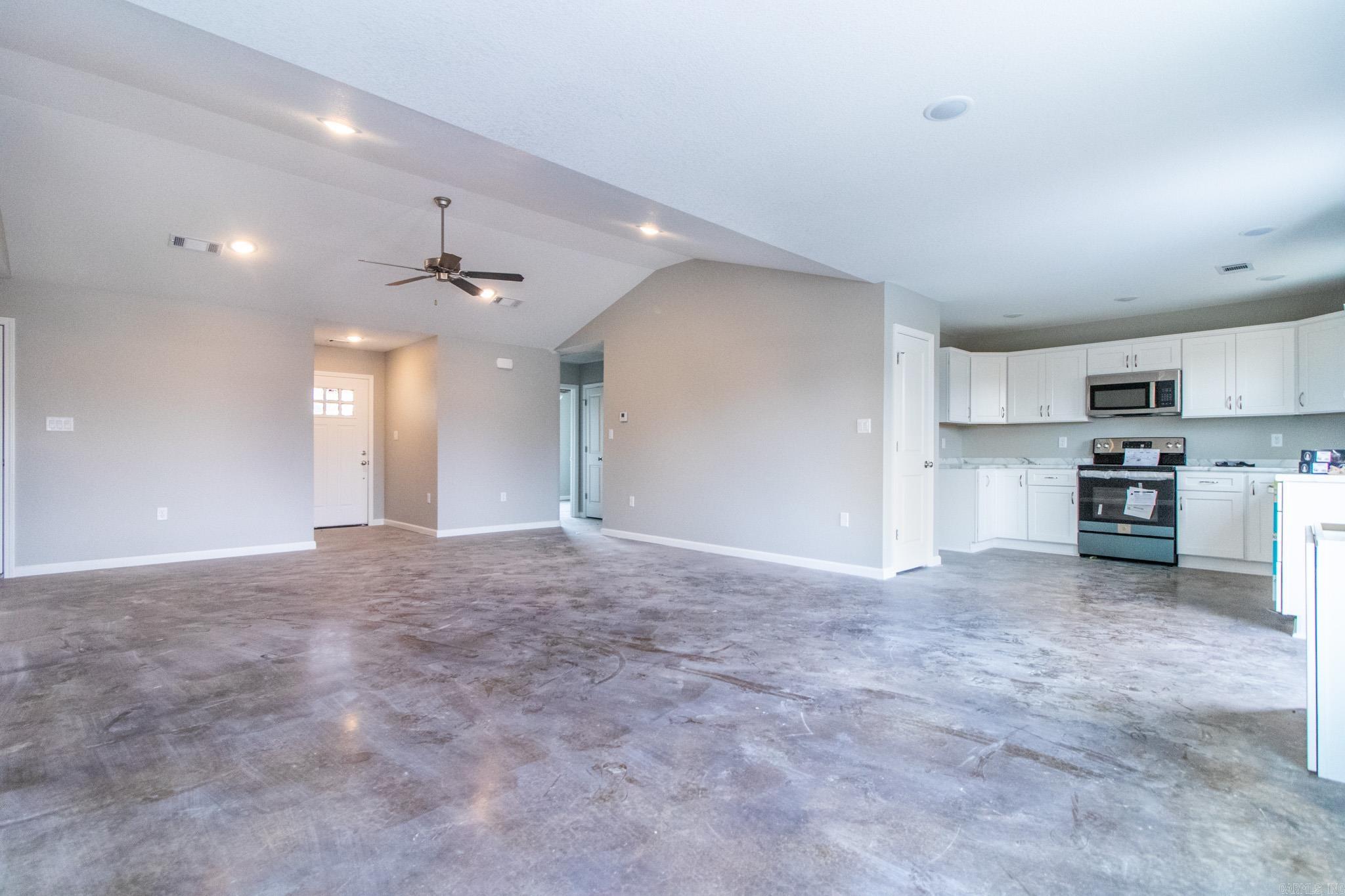 Lakewood Landing - Residential