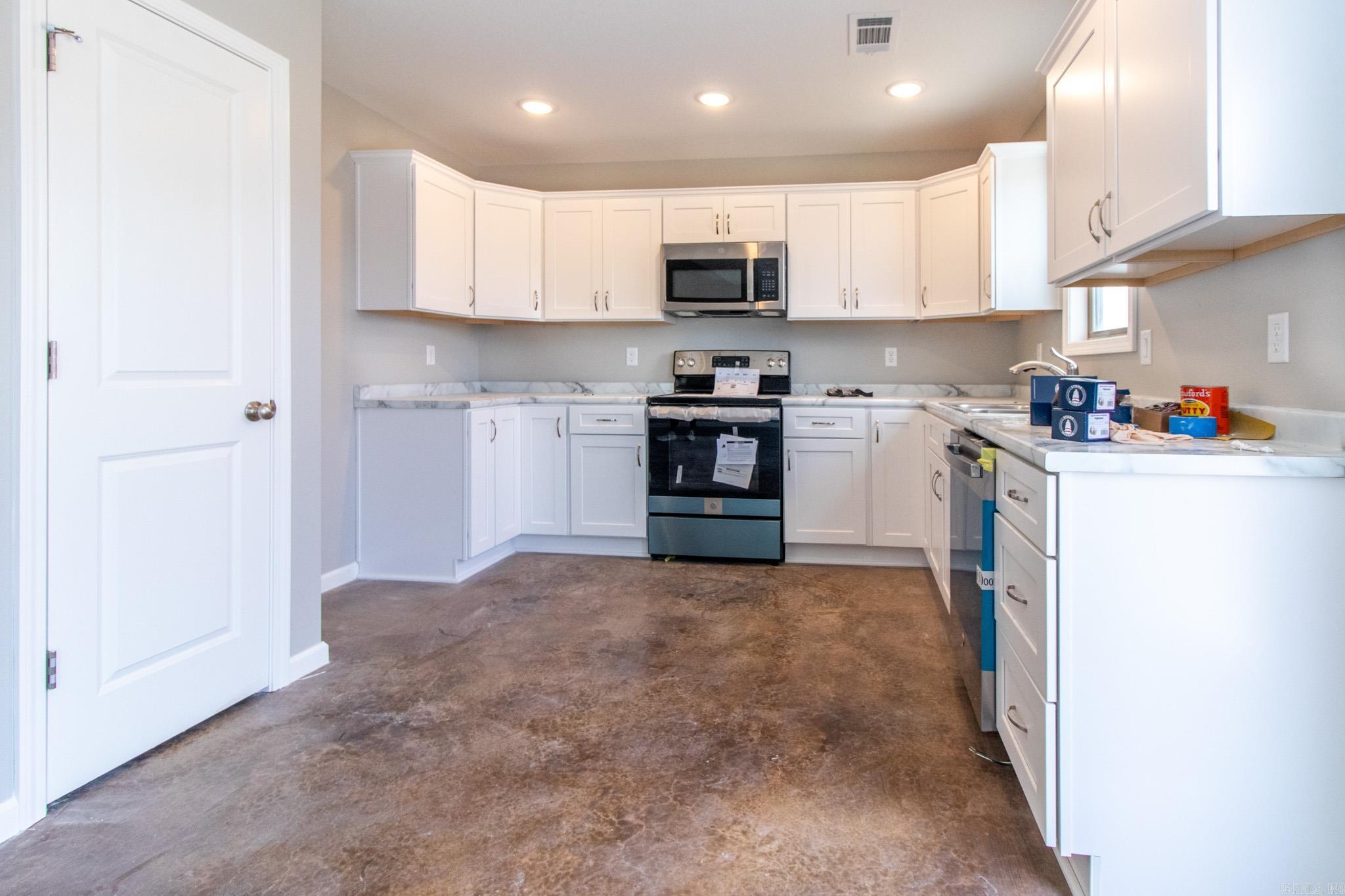 Lakewood Landing - Residential