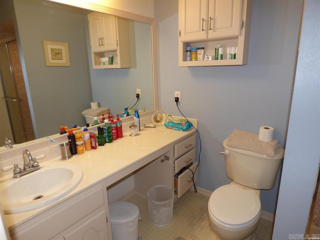 PINE MEADOWS - Residential