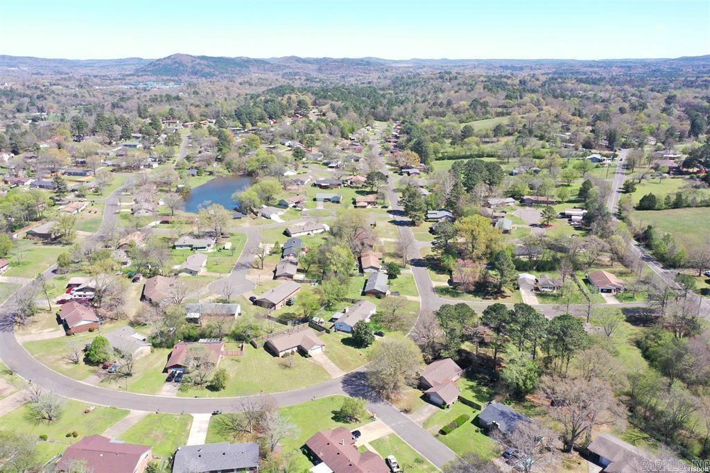 PINE MEADOWS - Residential