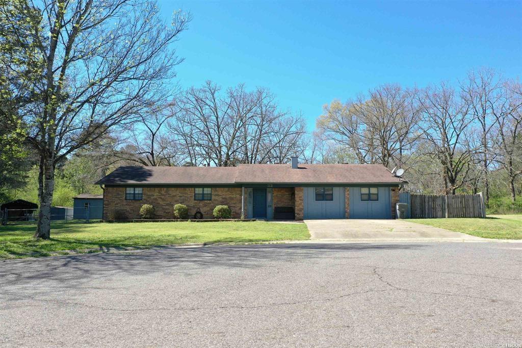 PINE MEADOWS - Residential