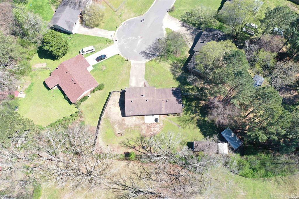 PINE MEADOWS - Residential