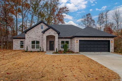 Photo of 107 Sawgrass Drive, Benton, AR 72015 (MLS # 25049746)