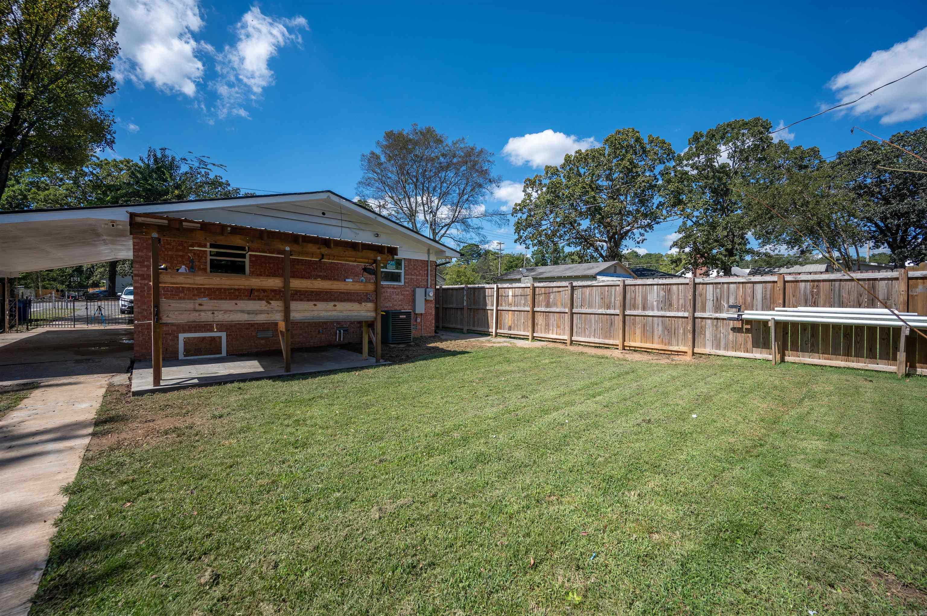 Holeads - Residential