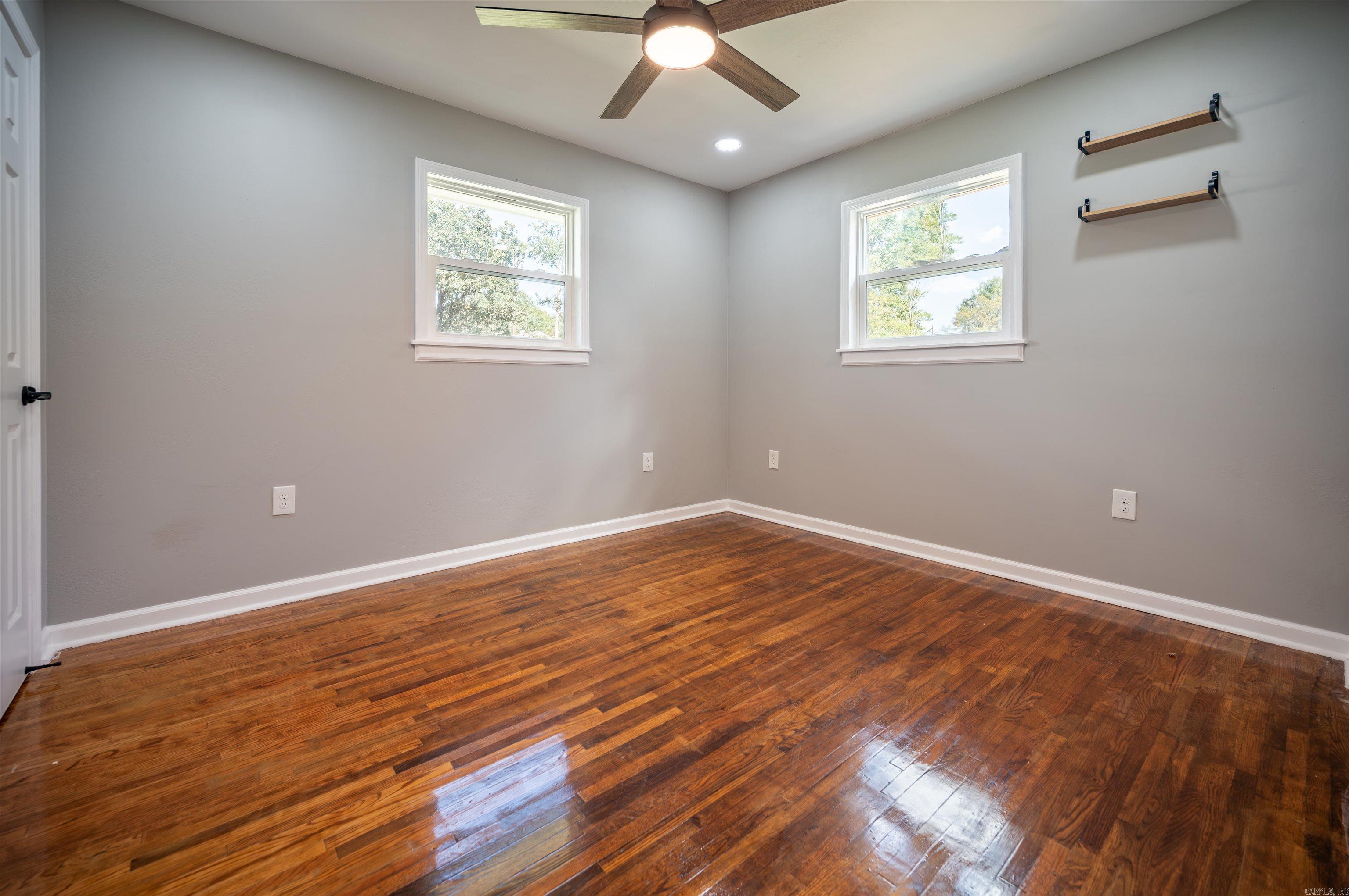 Holeads - Residential