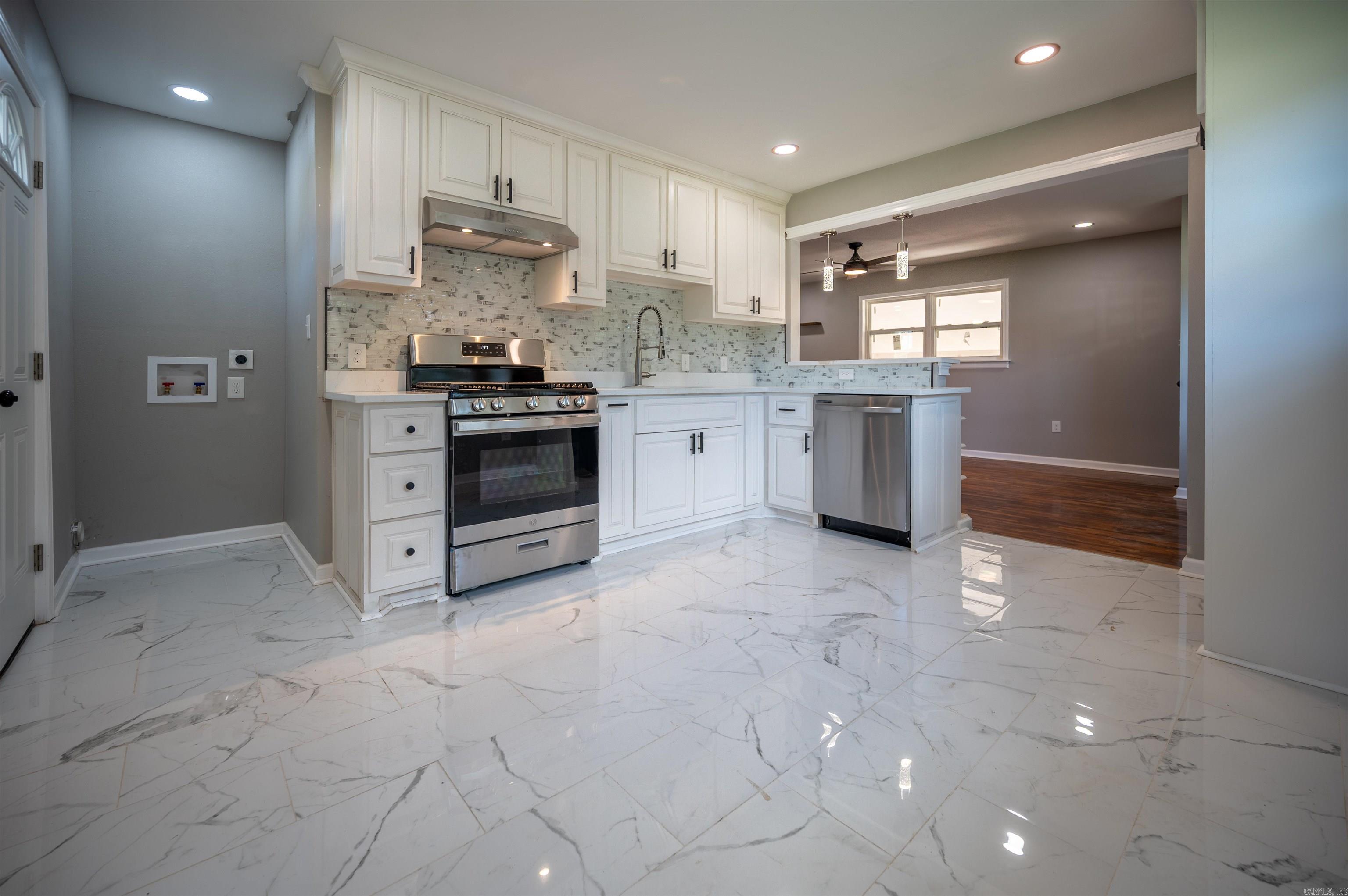 Holeads - Residential