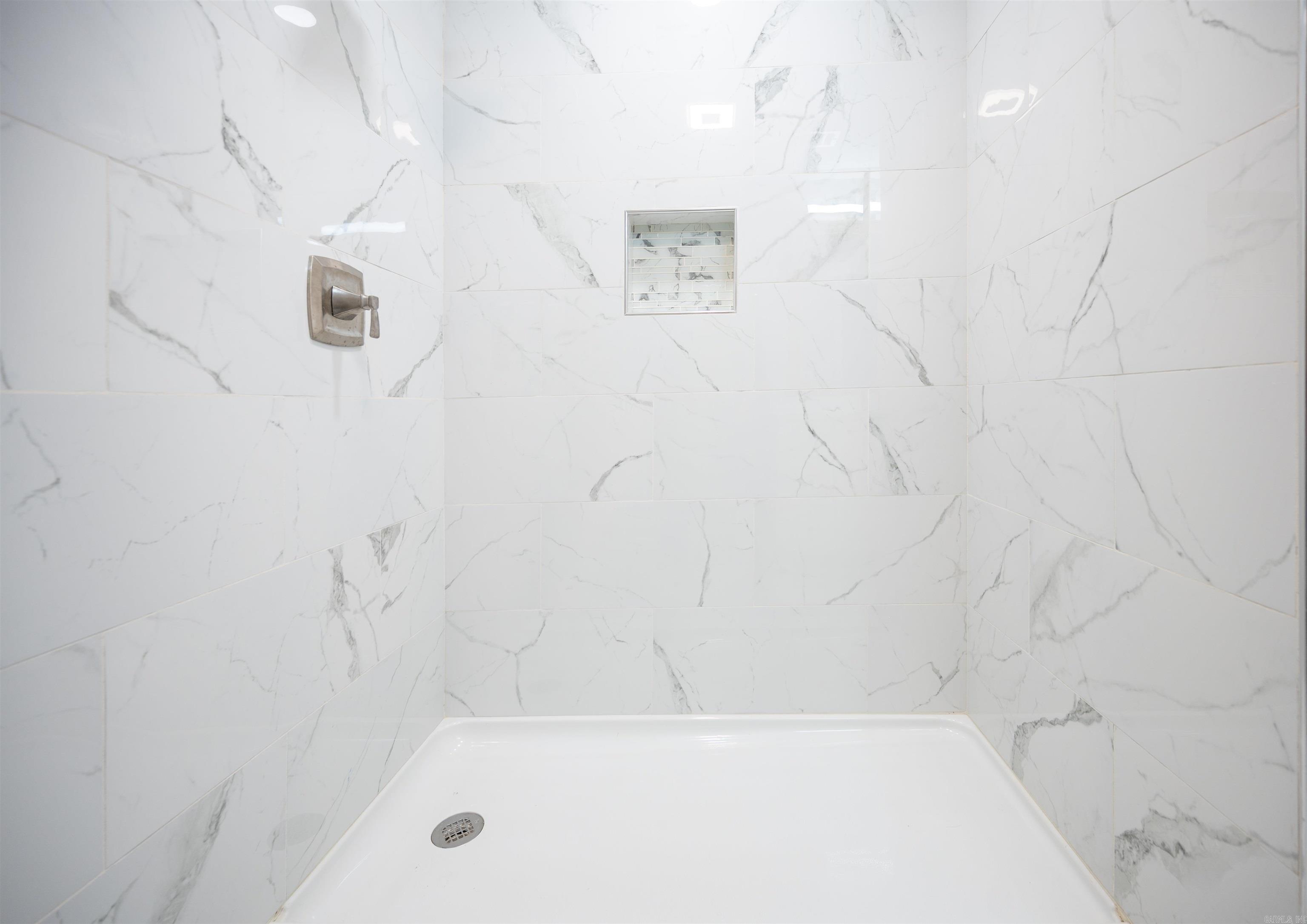 Holeads - Residential