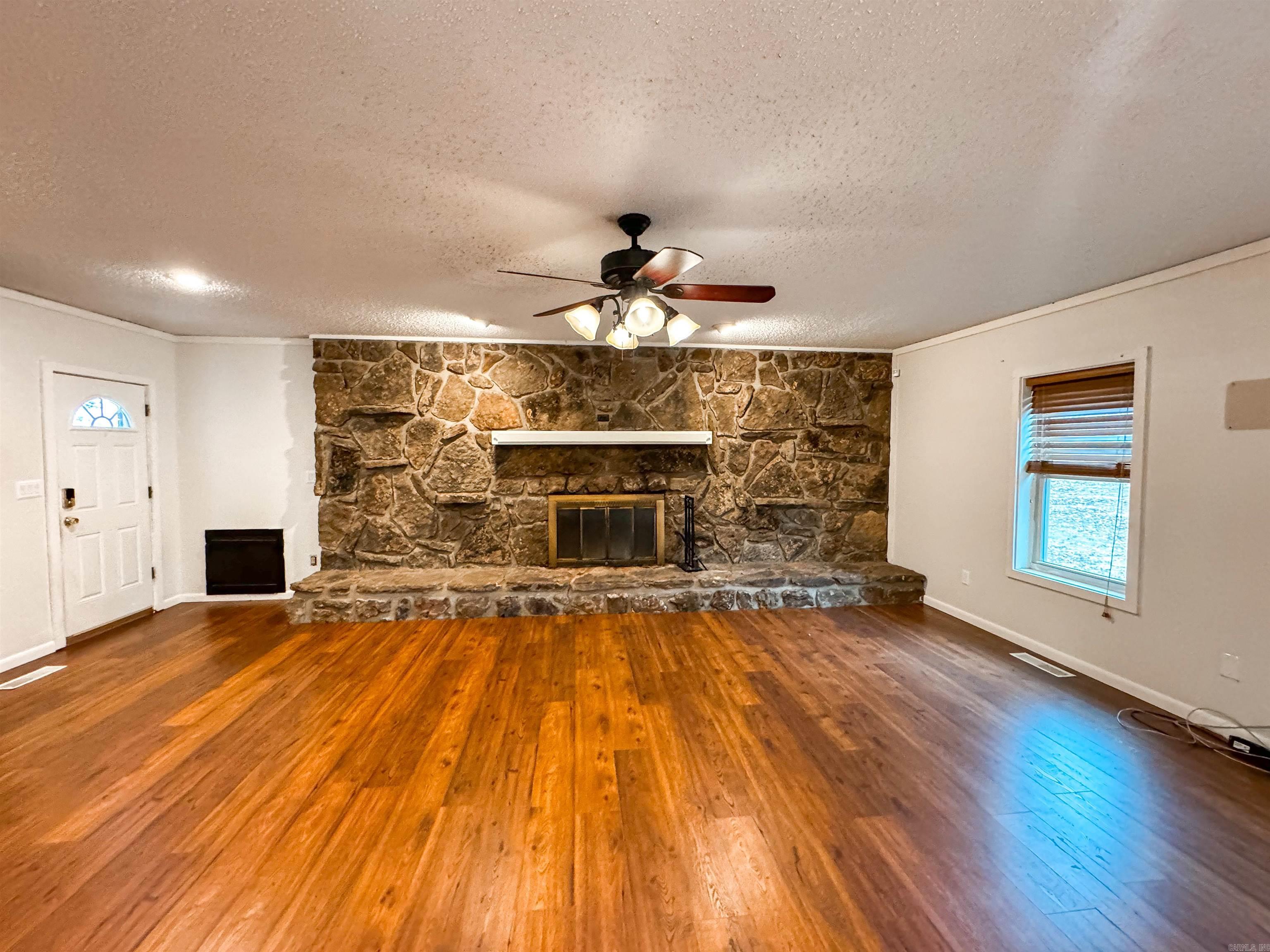 COUNTRY LANE ESTATES - Residential