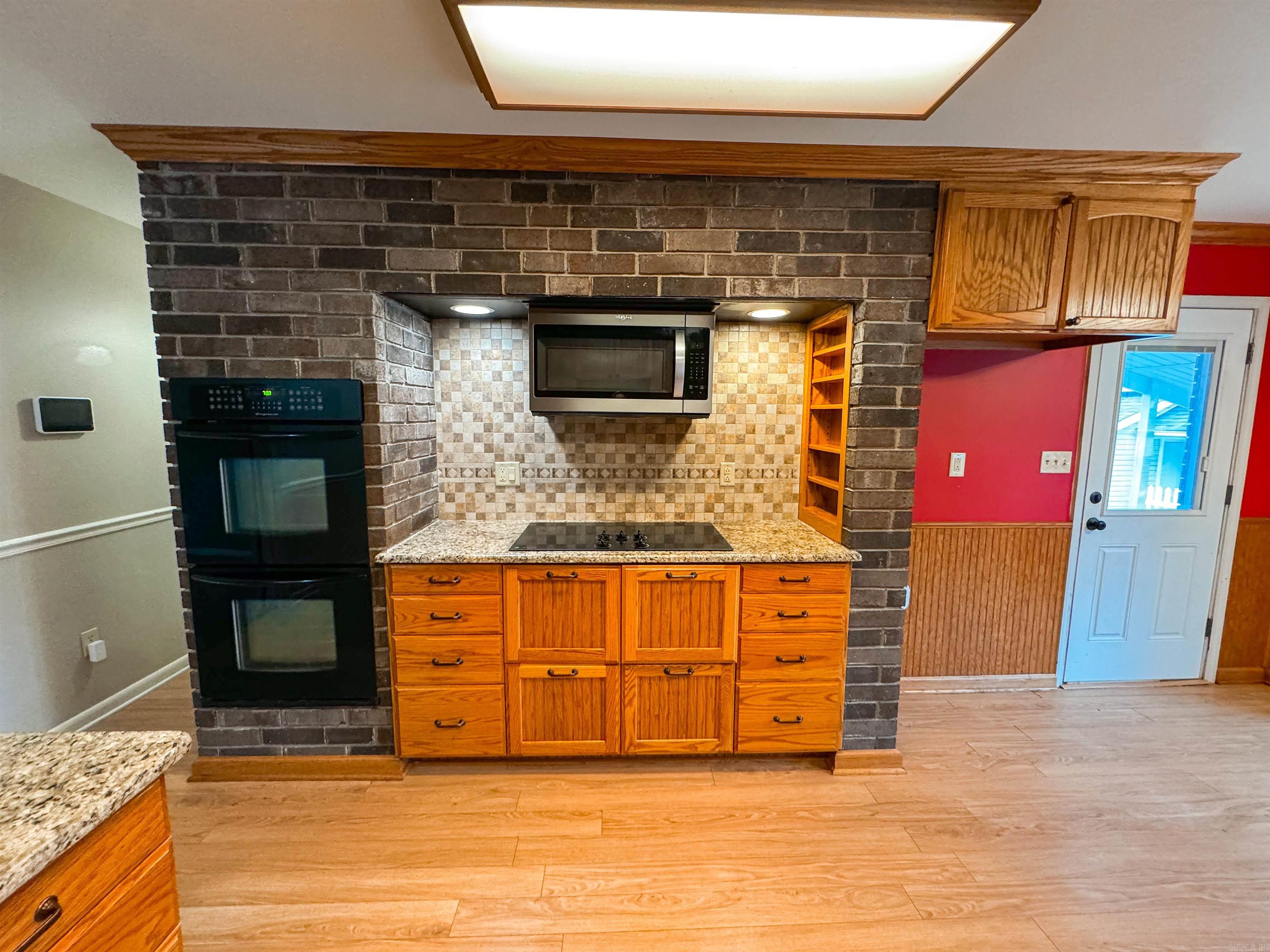 COUNTRY LANE ESTATES - Residential