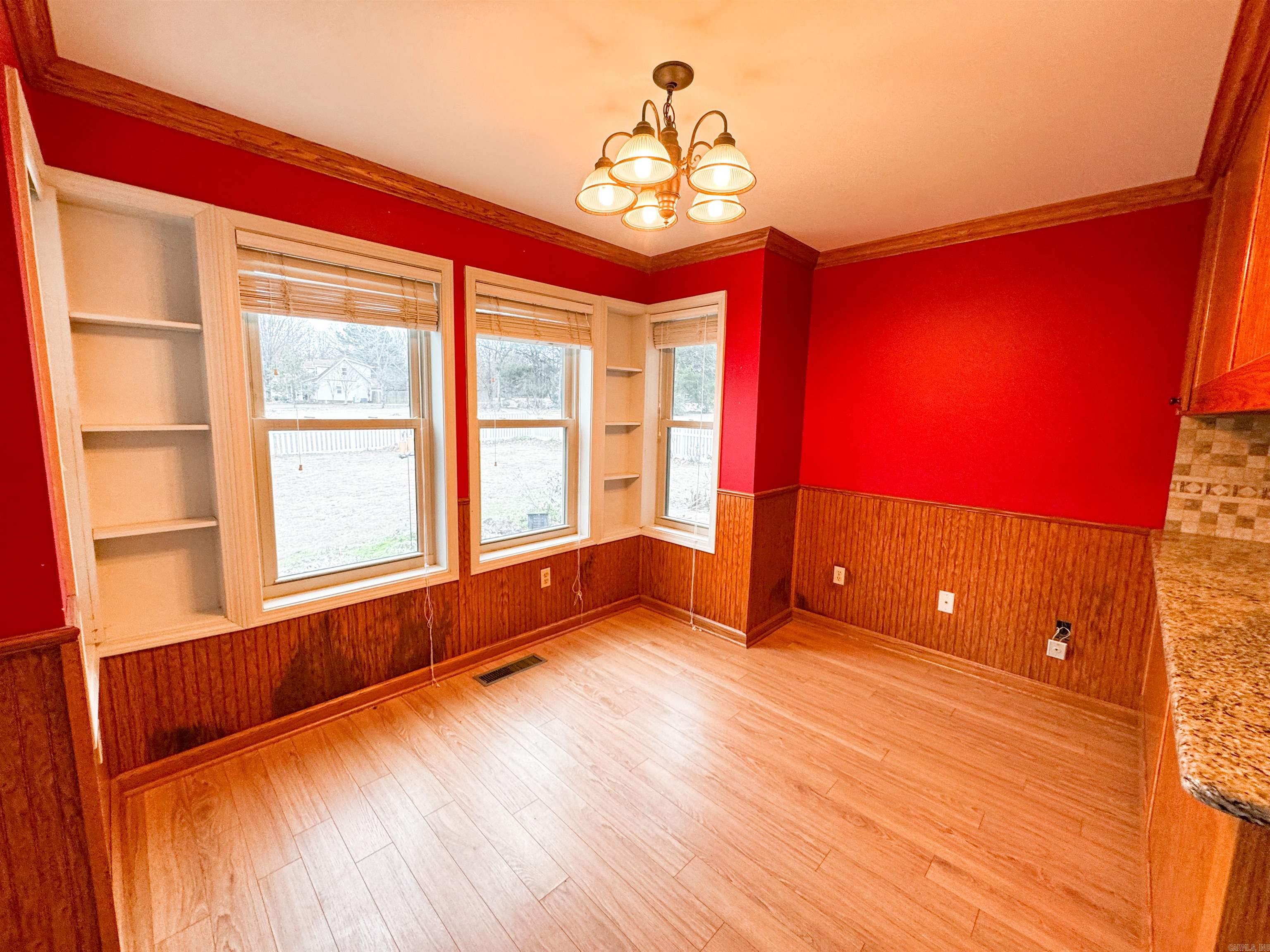 COUNTRY LANE ESTATES - Residential