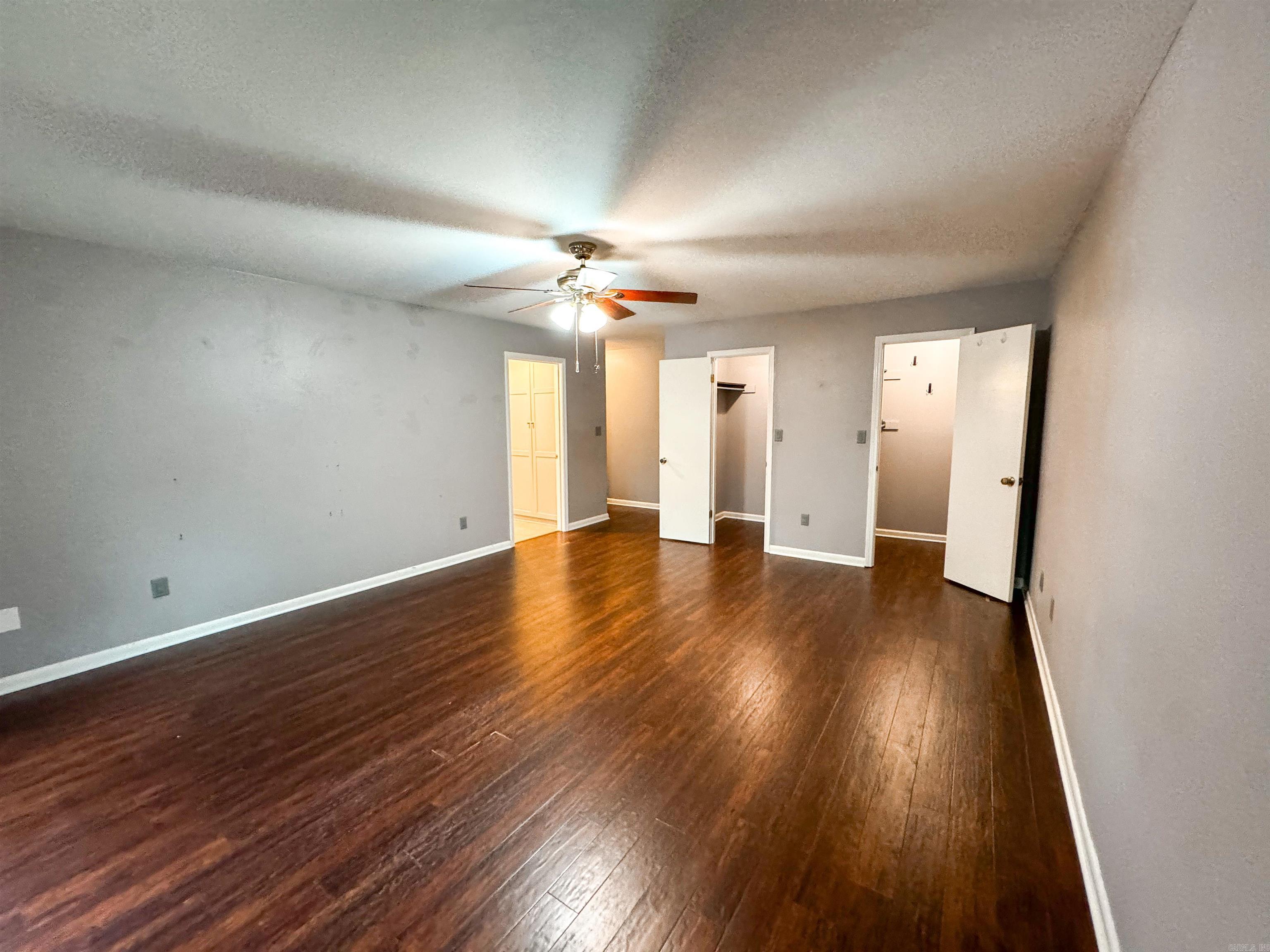 COUNTRY LANE ESTATES - Residential