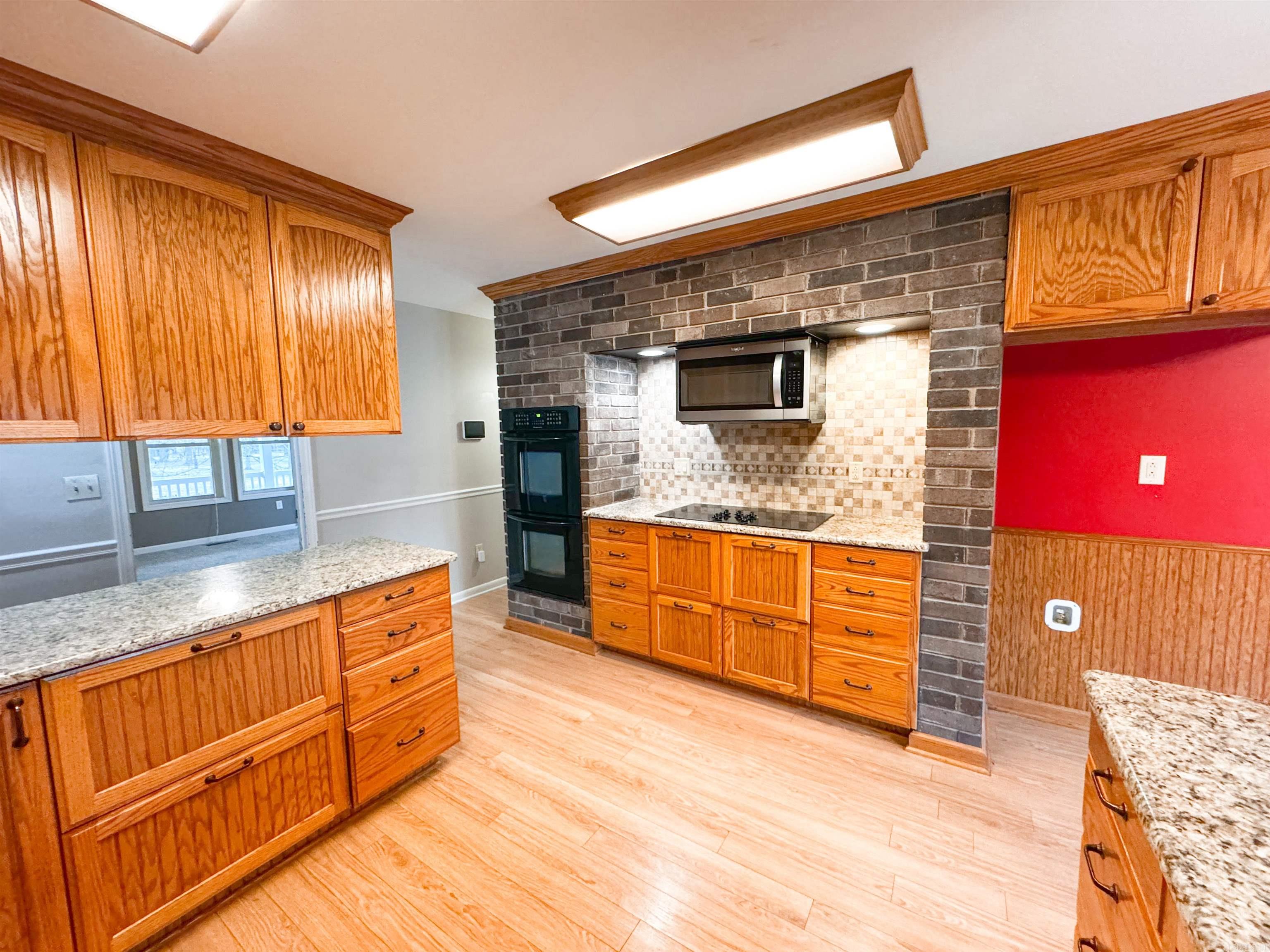 COUNTRY LANE ESTATES - Residential