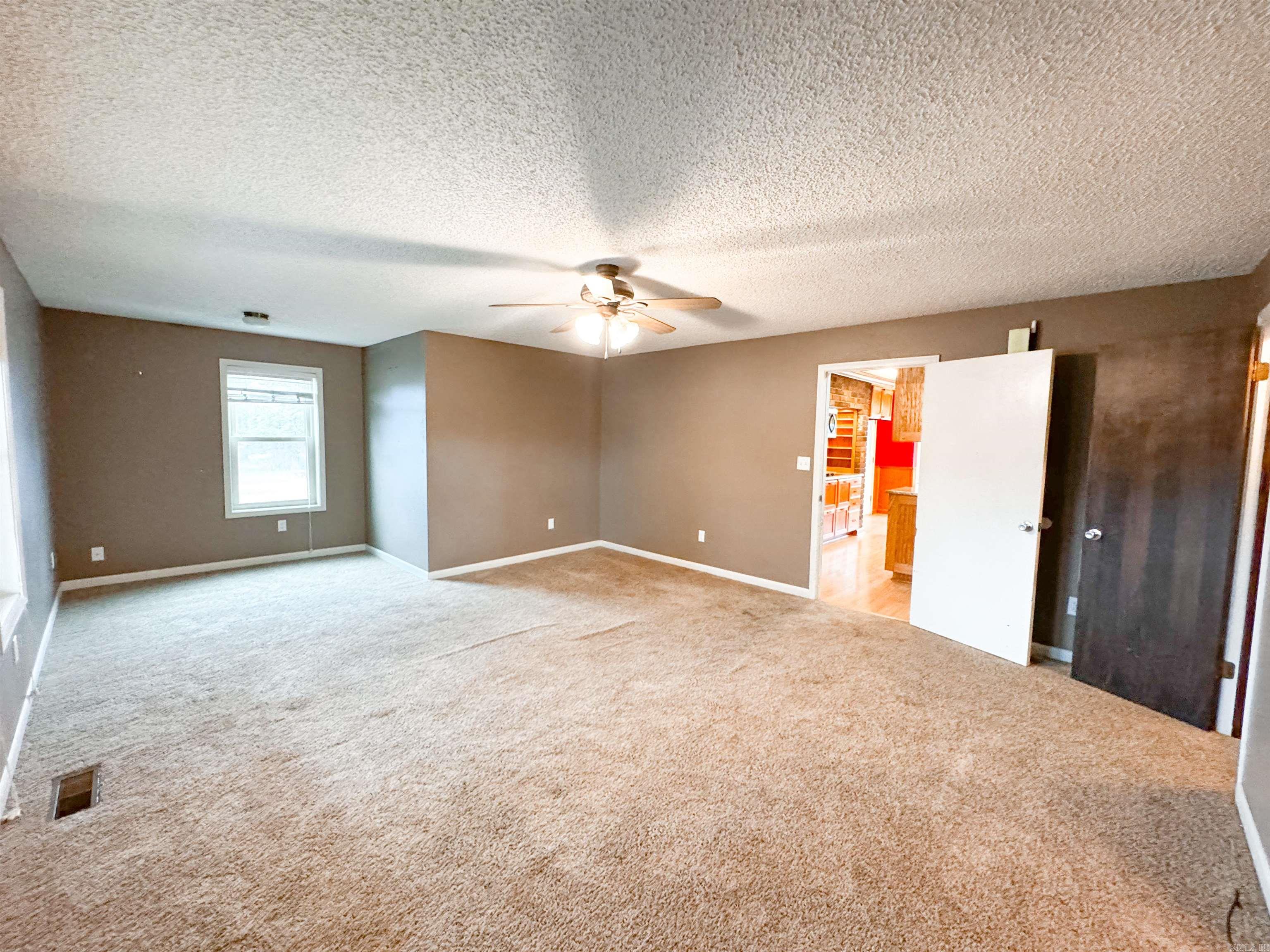 COUNTRY LANE ESTATES - Residential