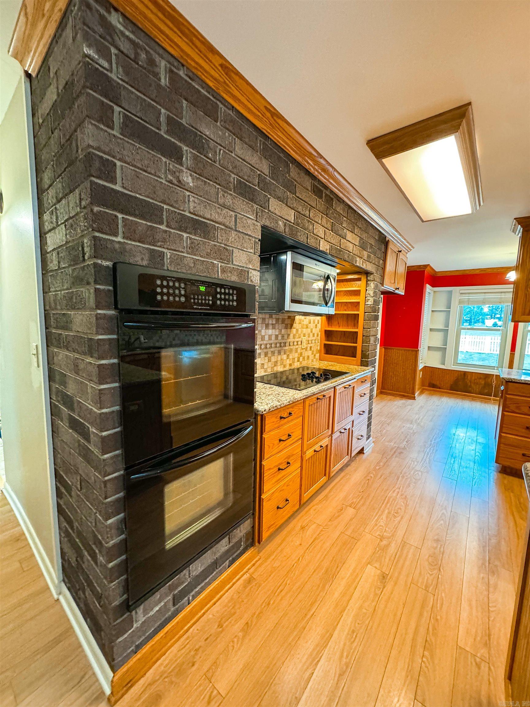 COUNTRY LANE ESTATES - Residential