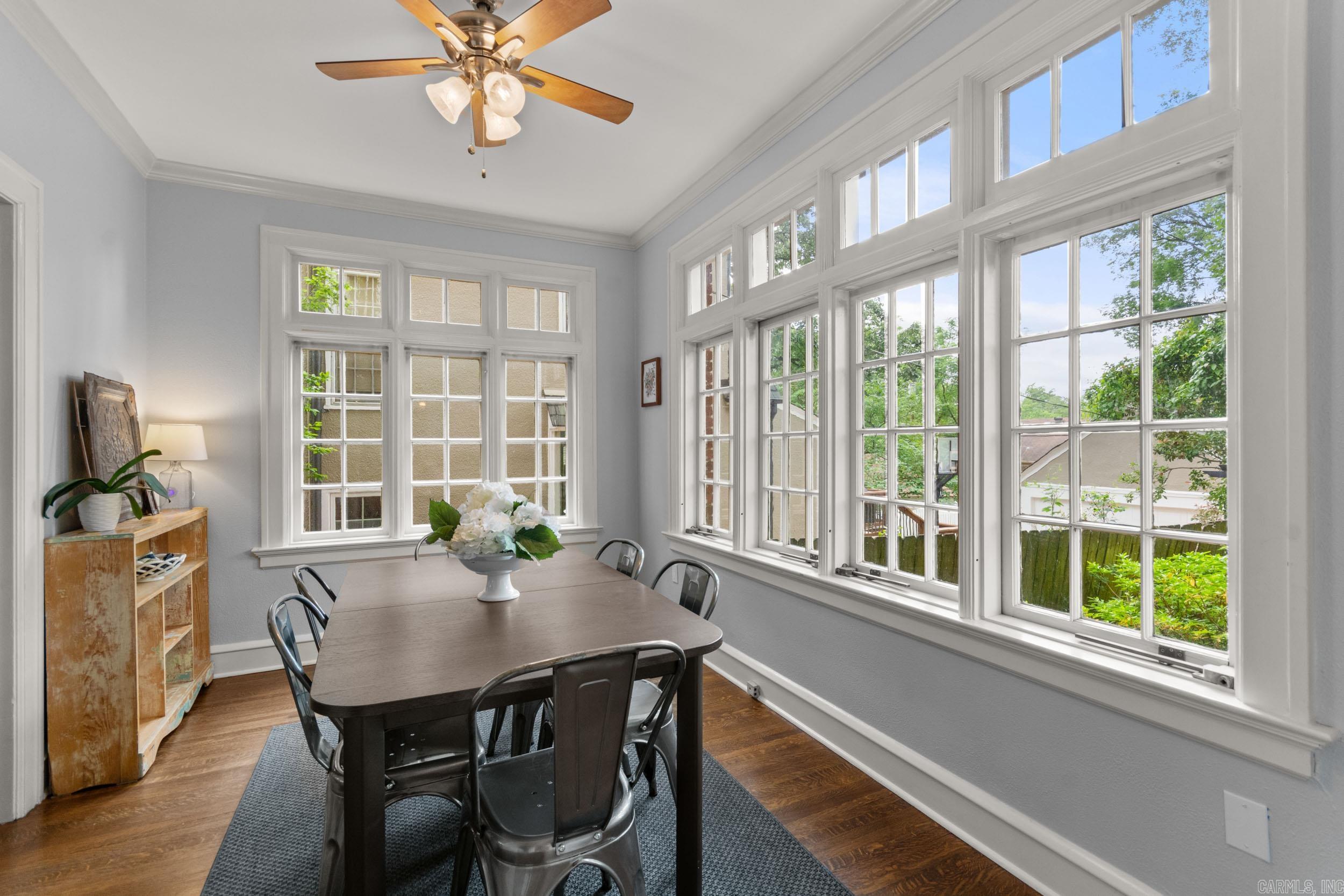 CRYSTAL COURT - Residential