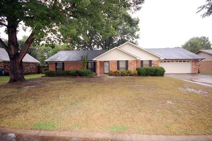 Found in a quiet, established centrally located subdivision is this beautifully remodeled home. If you need the space you can afford in an older home but like the modern design and trim of a new home then this one is for you! All new kitchen cabinets, granite counters, and ss appliances. Hickory hand scraped laminate flooring throughout, new lighting-many can lights, ceiling fans, fixtures, baseboard, crown and interior doors. Last but not least- you'll love the oversized lot with grand old oaks. Come See