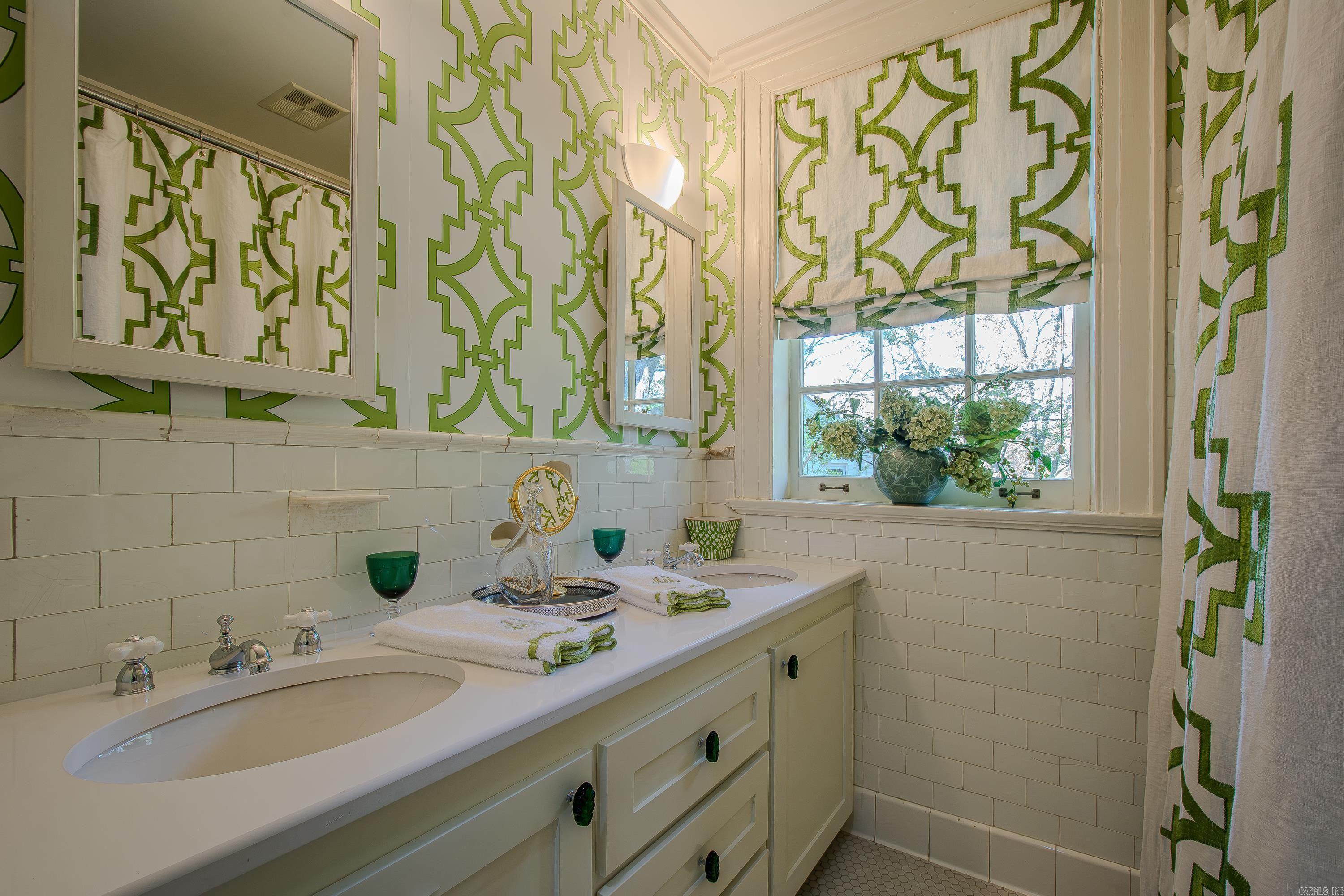 Hill Crest - Residential