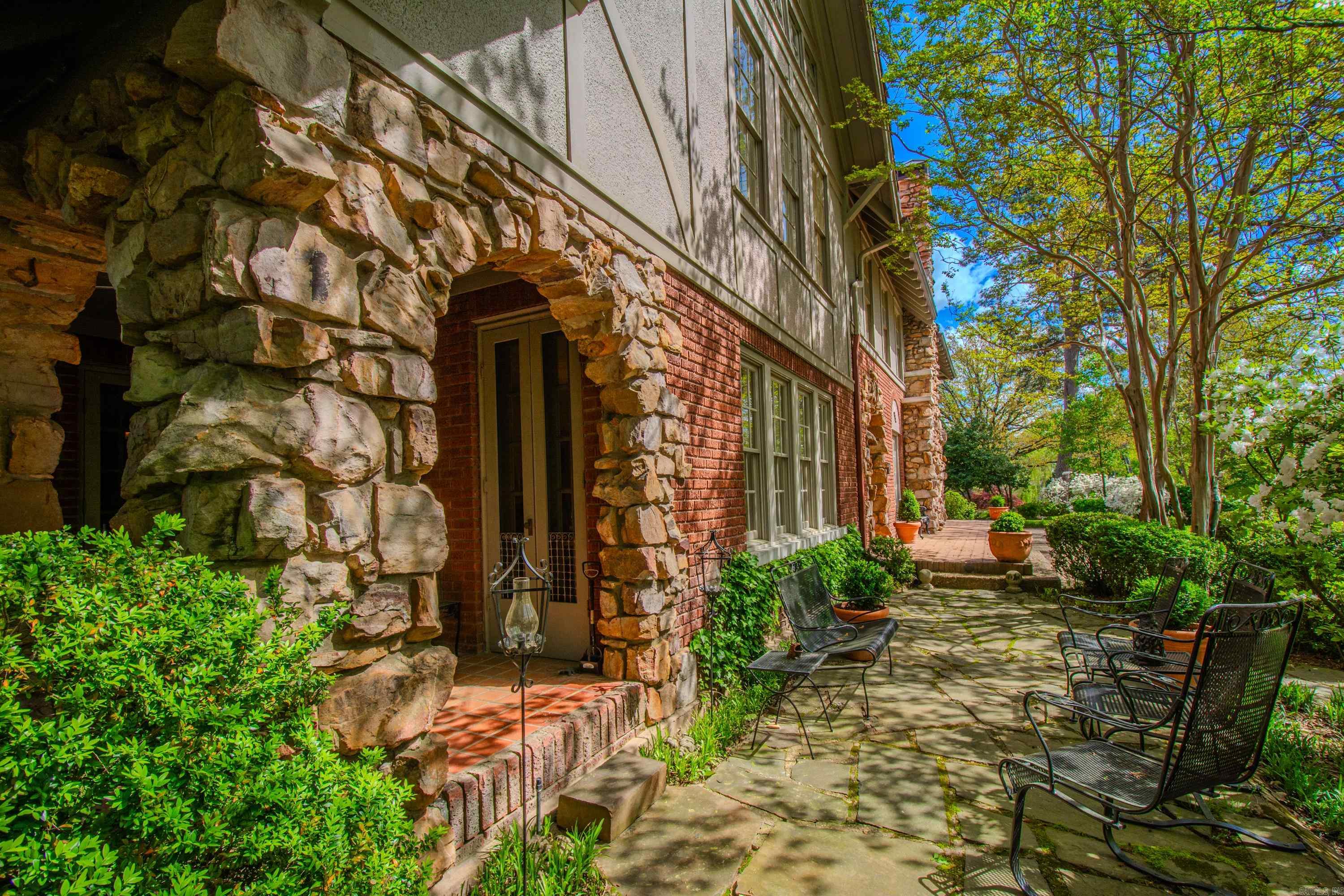 Hill Crest - Residential