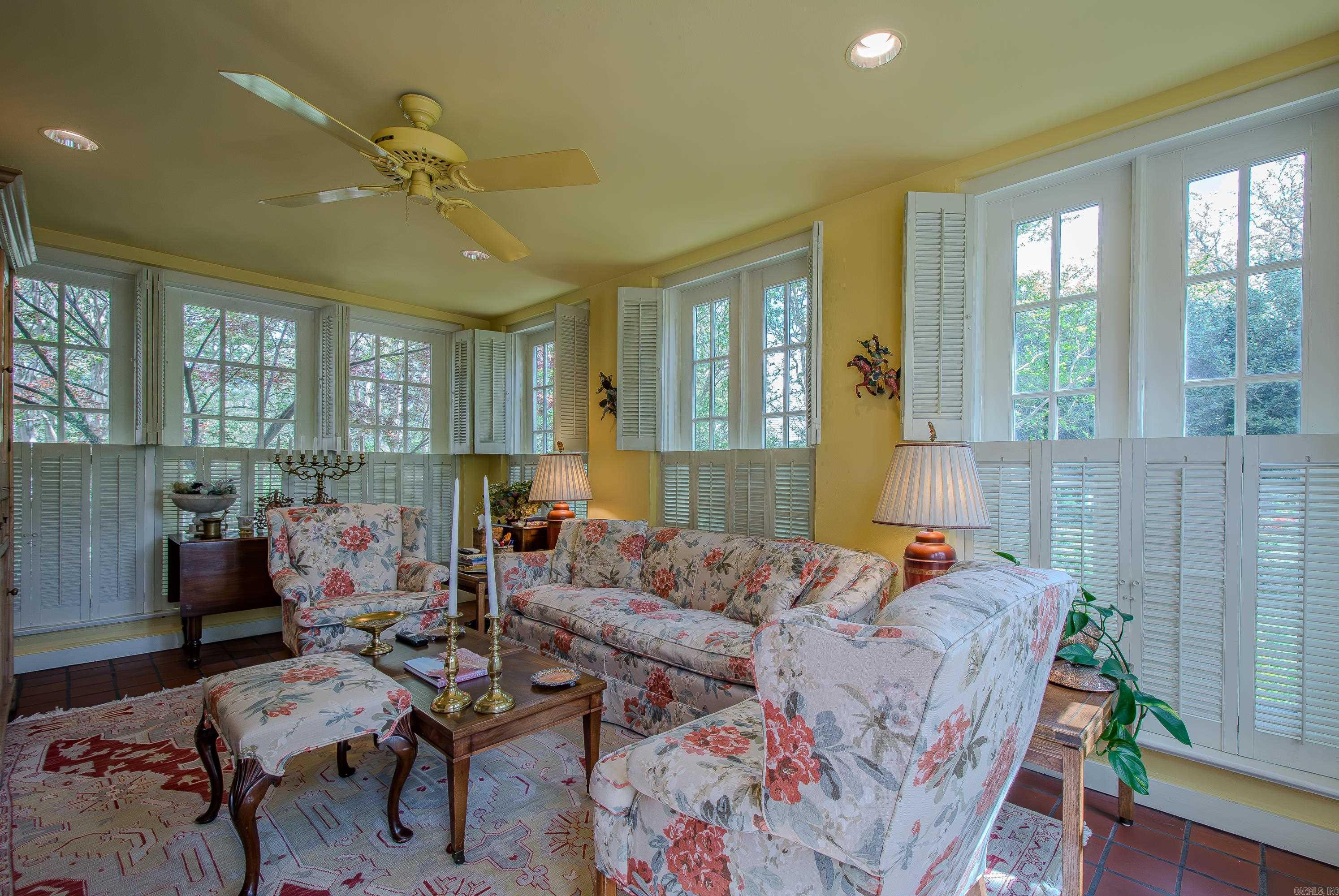 Hill Crest - Residential