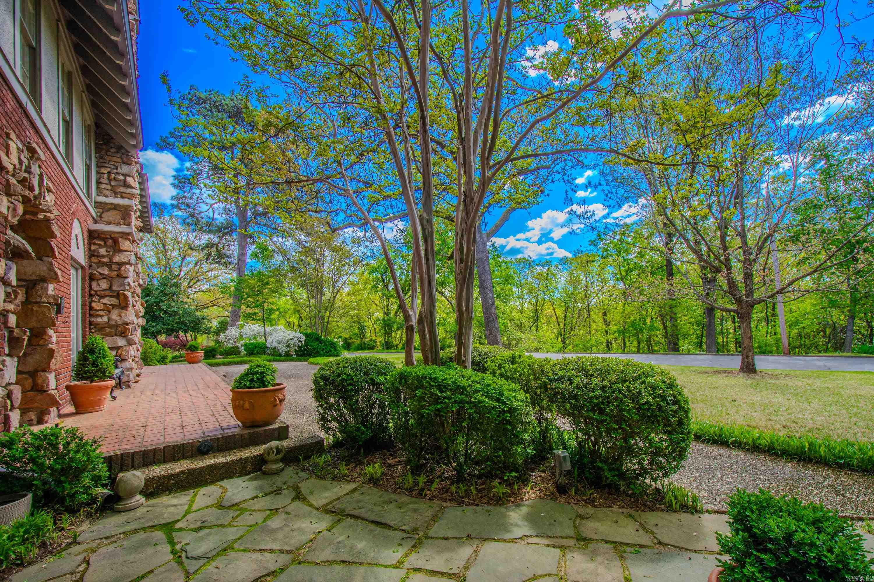 Hill Crest - Residential