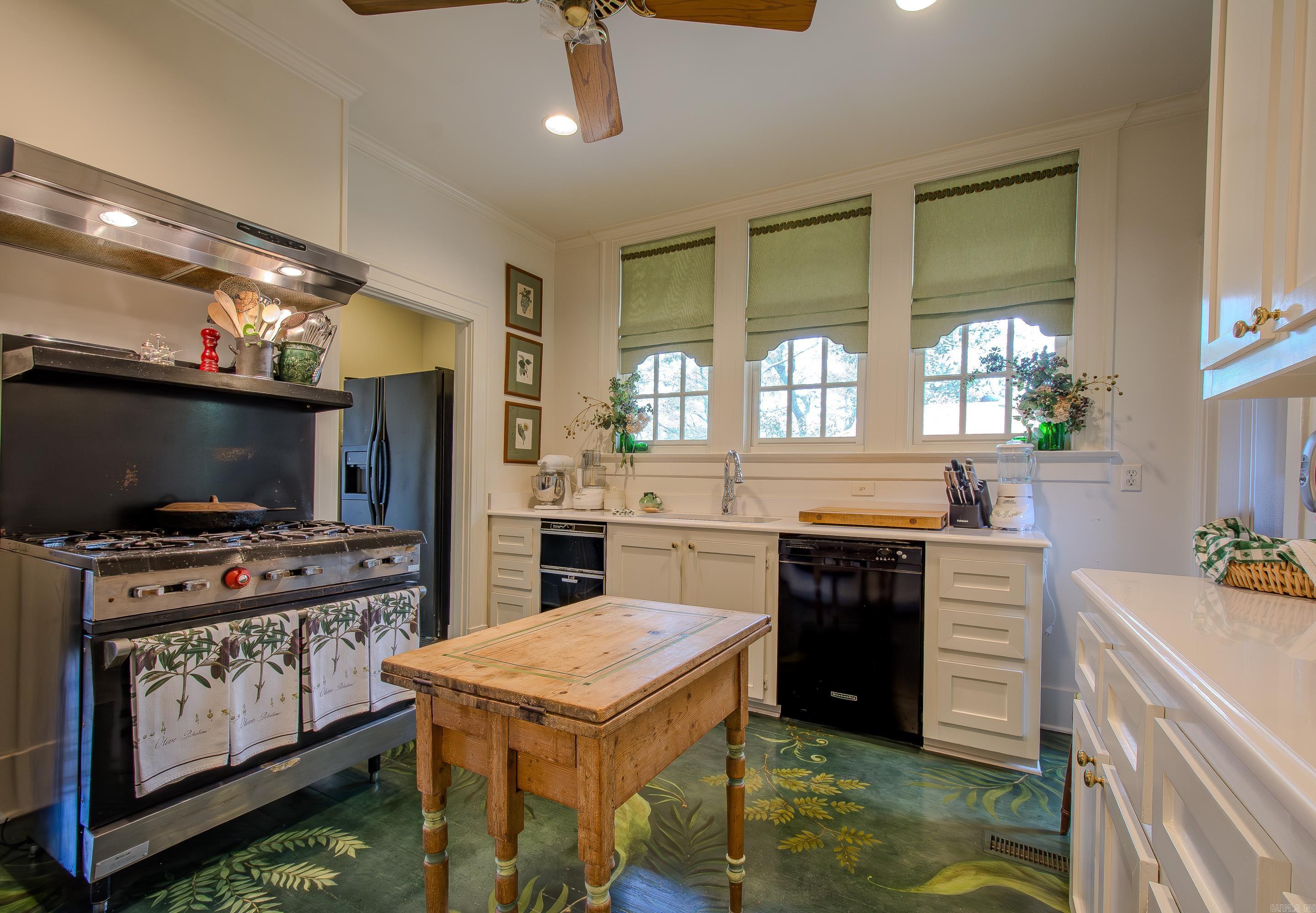 Hill Crest - Residential