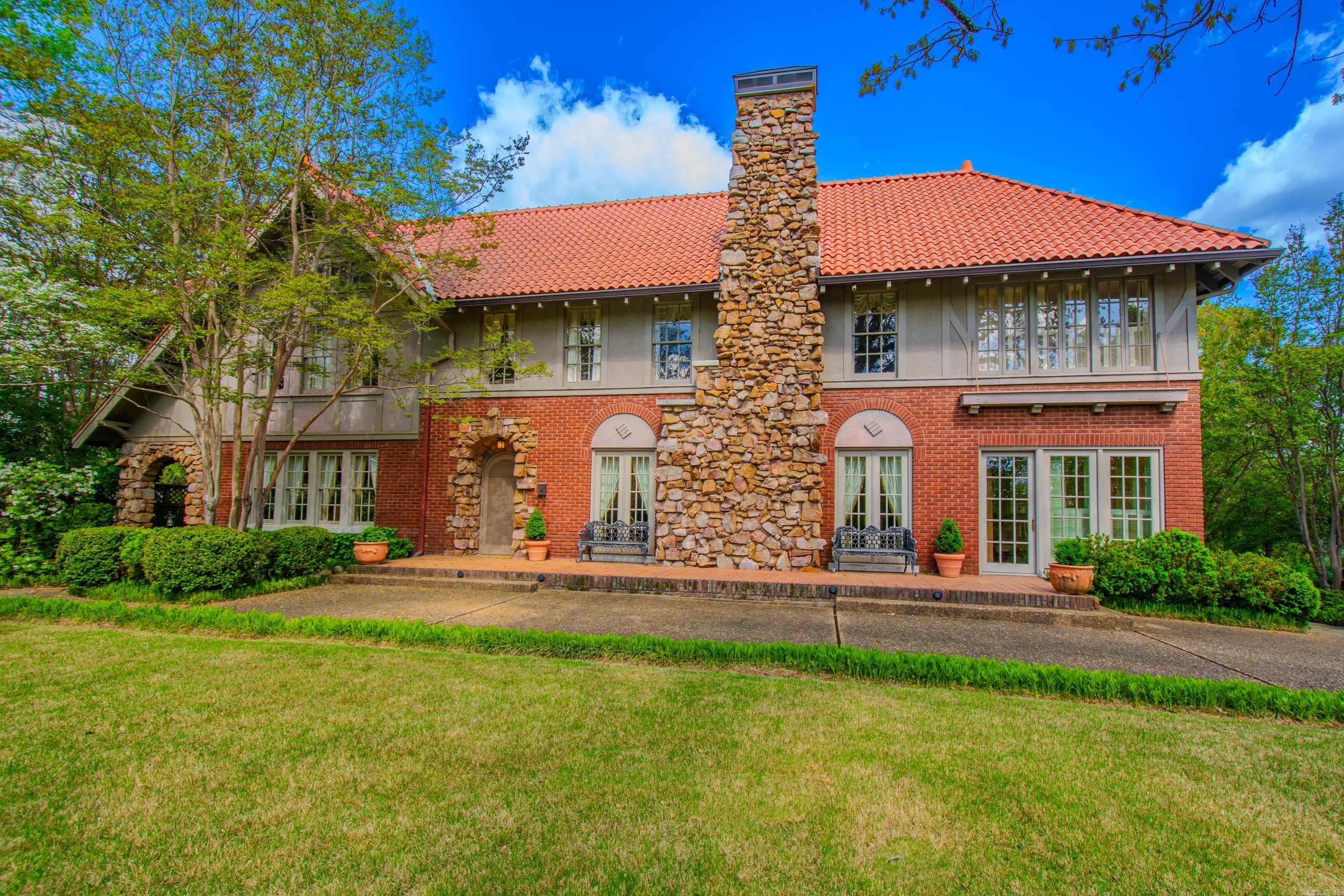 Hill Crest - Residential