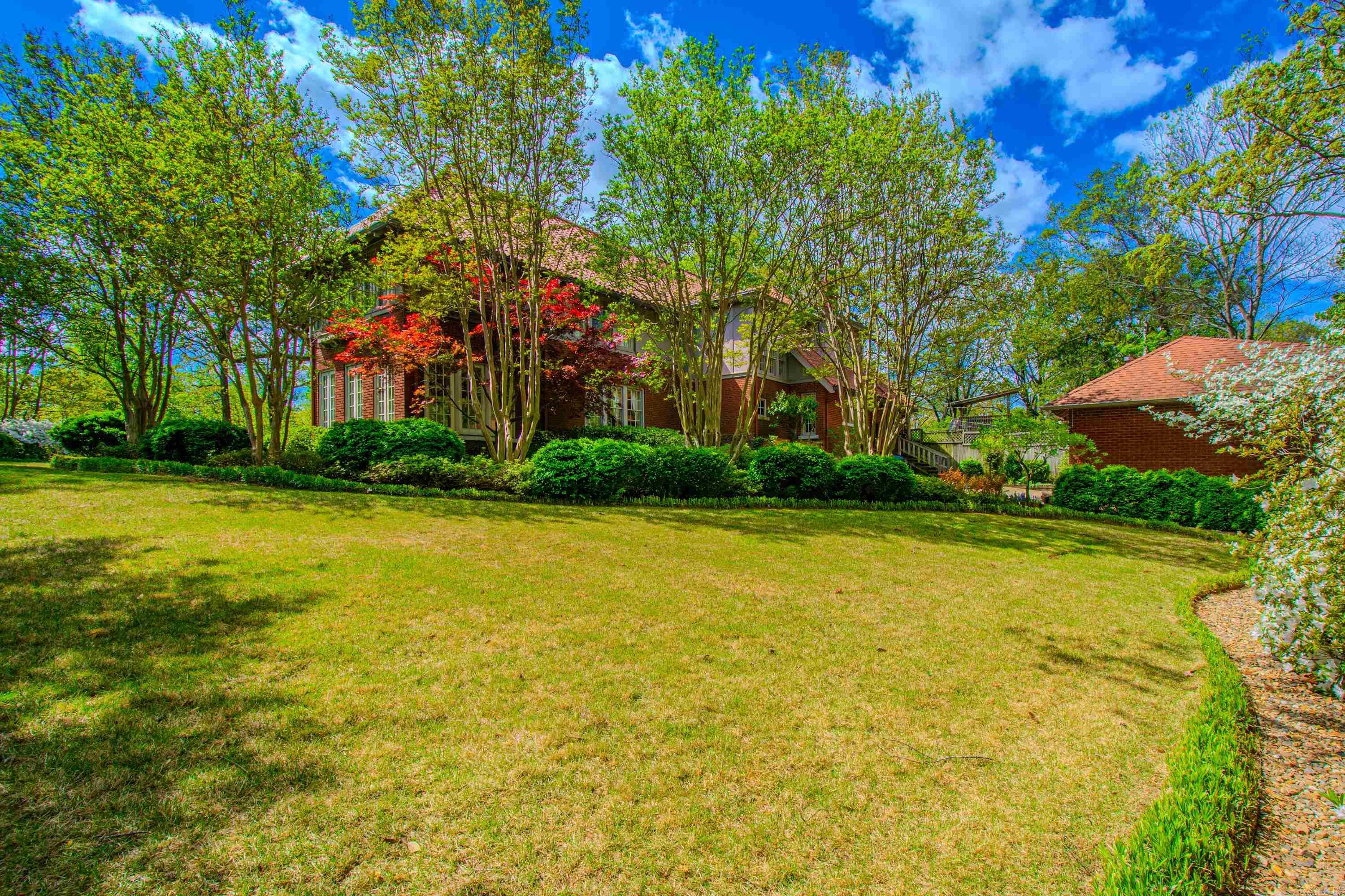 Hill Crest - Residential