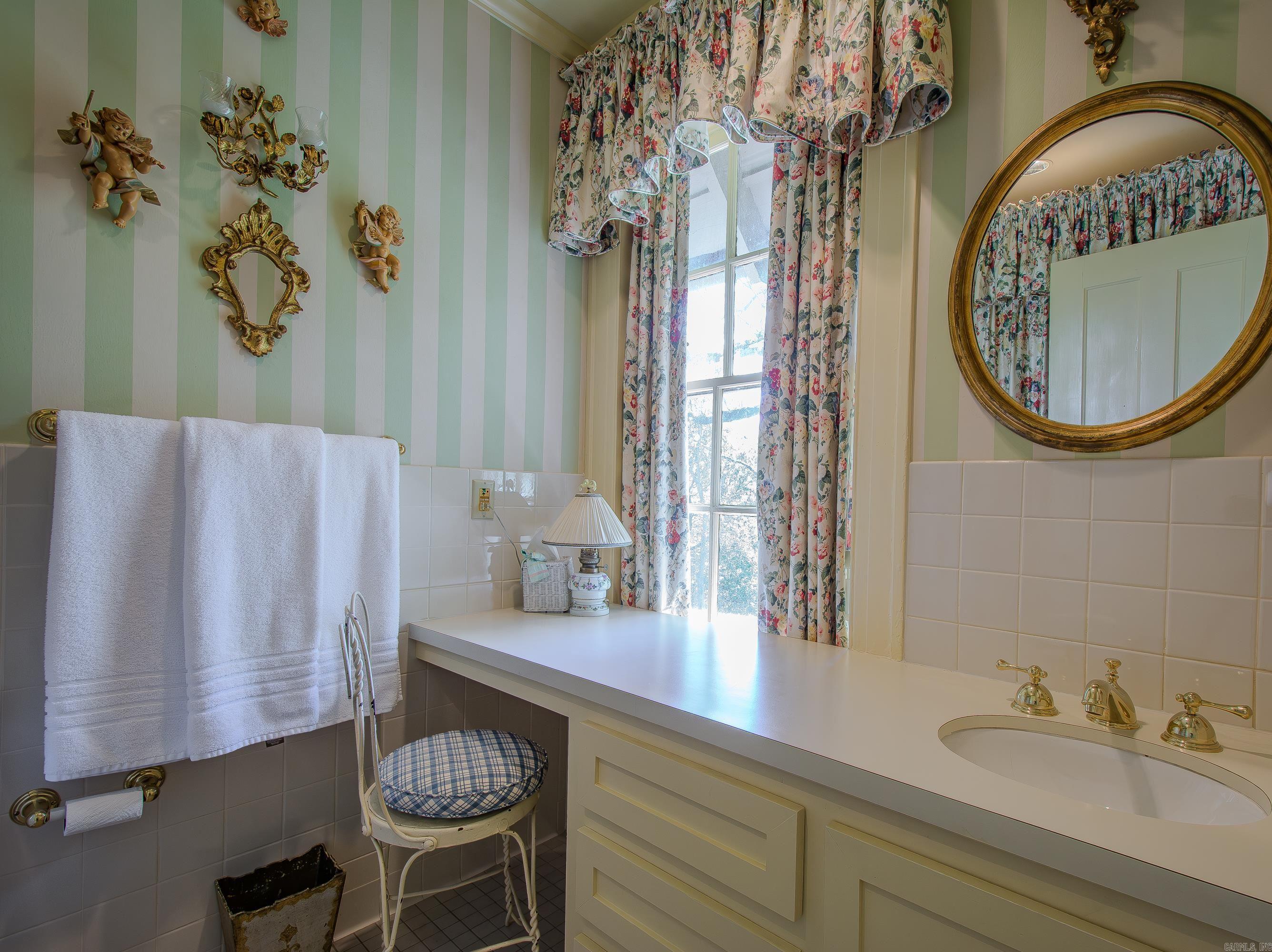 Hill Crest - Residential