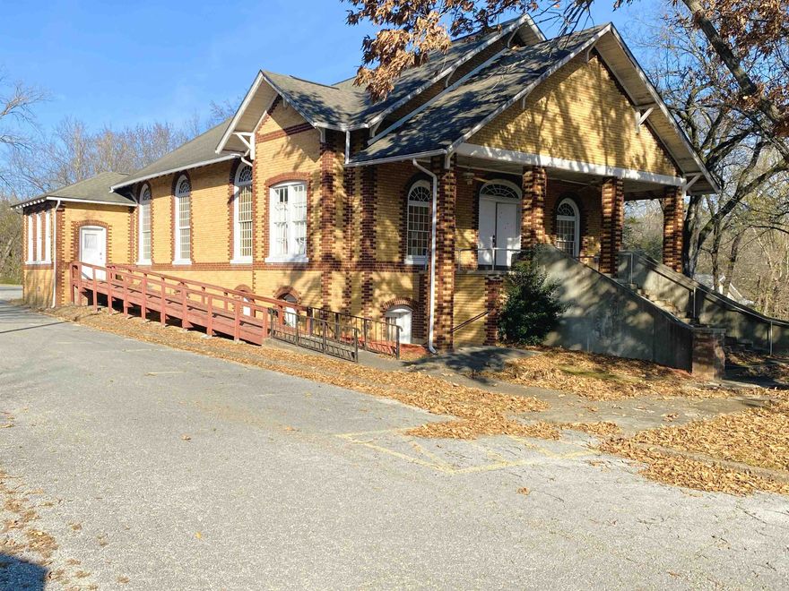 Step back in time with this unique 1930s architectural gem, featuring 3 bedrooms and 2 half bathrooms. With 4,756 sq ft of living space, this remarkable property provides endless possibilities — perfect as a spacious single-family home or a profitable short-term rental (VRBO) investment. Nestled on a 0.72 ± acre corner lot in the Stoners 2 Subdivision, this home sits along a paved road in historic Calico Rock, Arkansas. Enjoy an exceptional blend of character and convenience, with the White River just steps away and Norfork Lake only 12 miles to the north. Mountain View, home to the renowned Ozark Folk Center, is just a 30-minute drive. If you're seeking a one-of-a-kind Arkansas property that captures a unique 1930s charm, this could be your perfect match. Priced at $295,000, it’s ready for your vision to bring it to life.