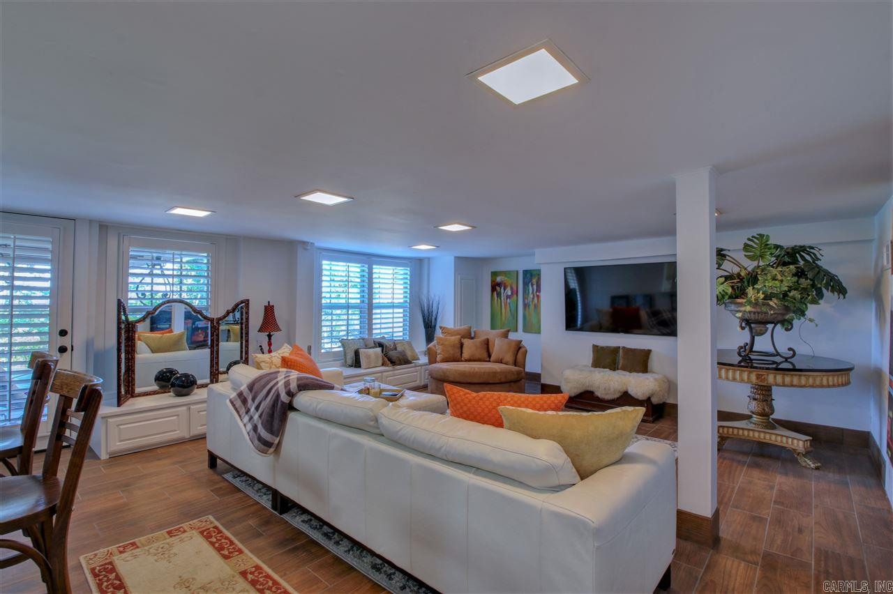 PROSPECT TERRACE - Residential