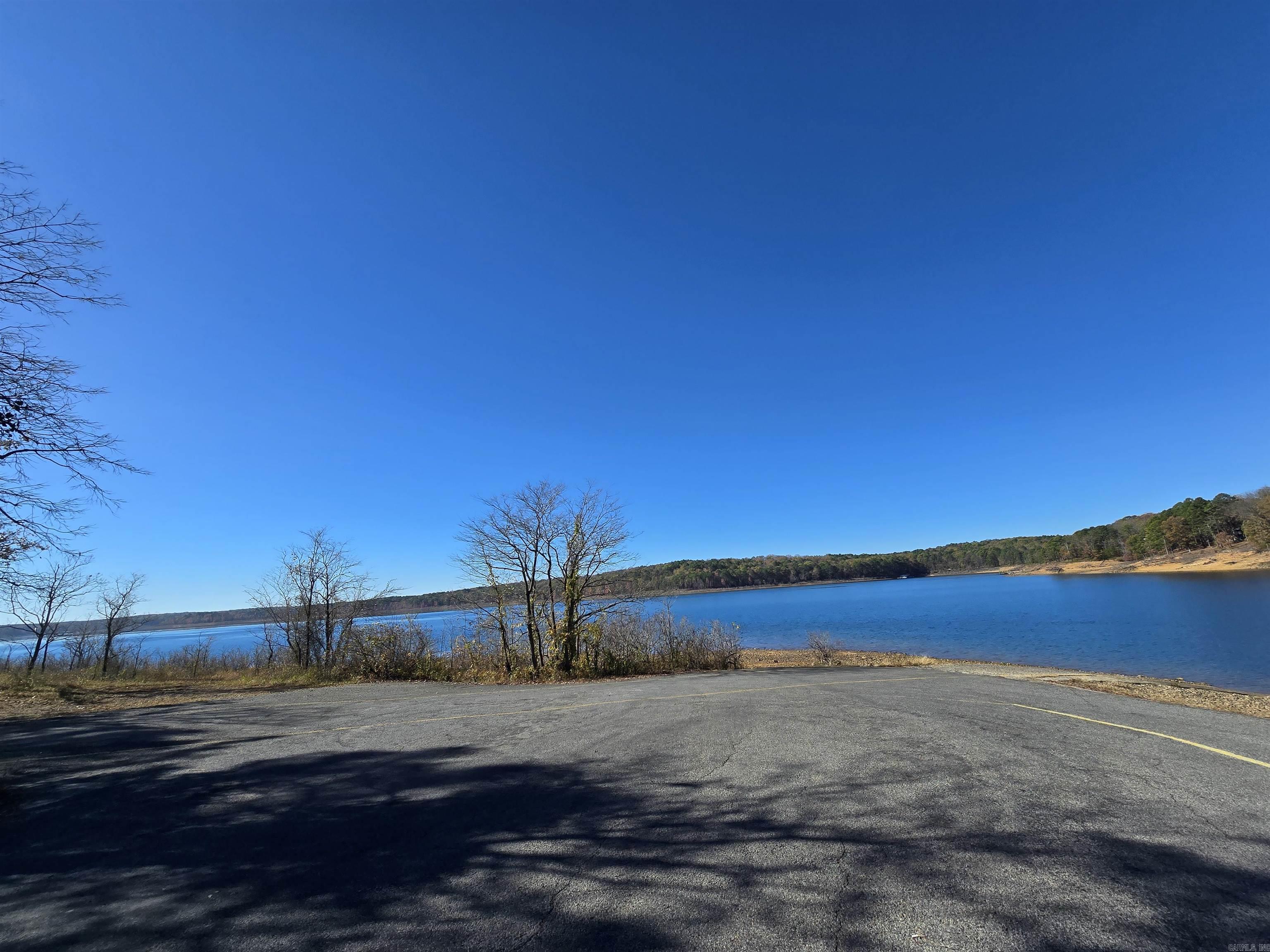 Mills Point - Lake - Residential
