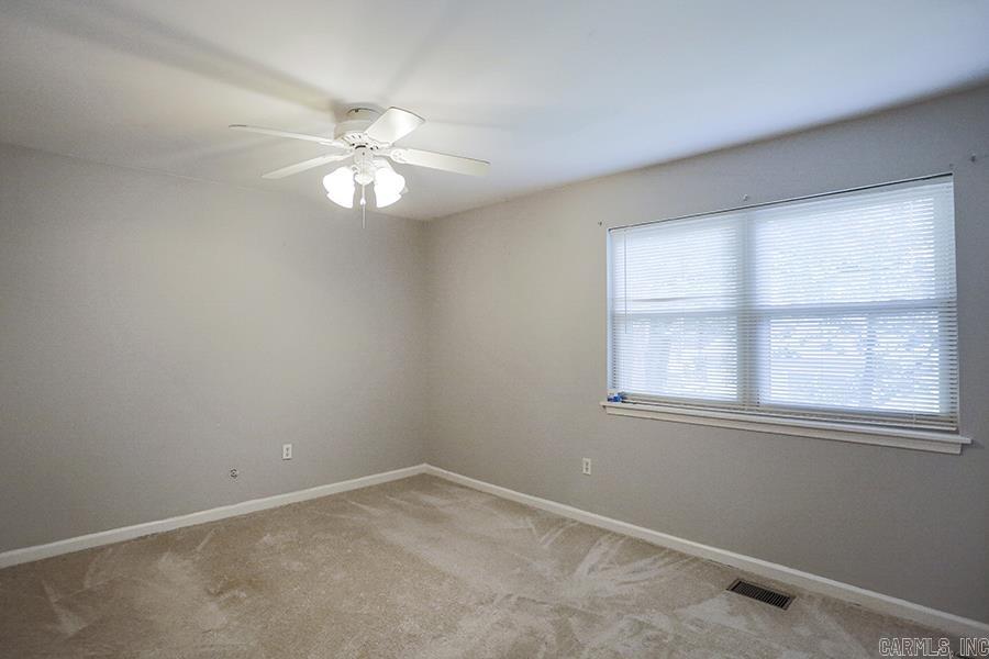 KINGSBRIDGE TWNHSE - Residential