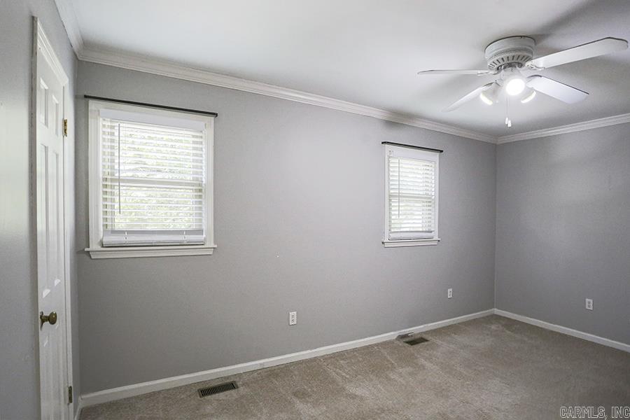 KINGSBRIDGE TWNHSE - Residential