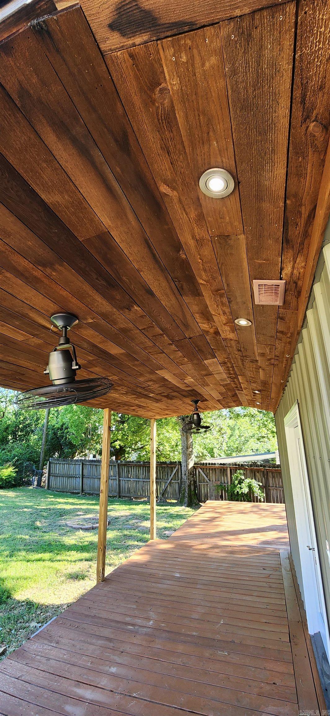 KINGWOOD PLACE - Residential