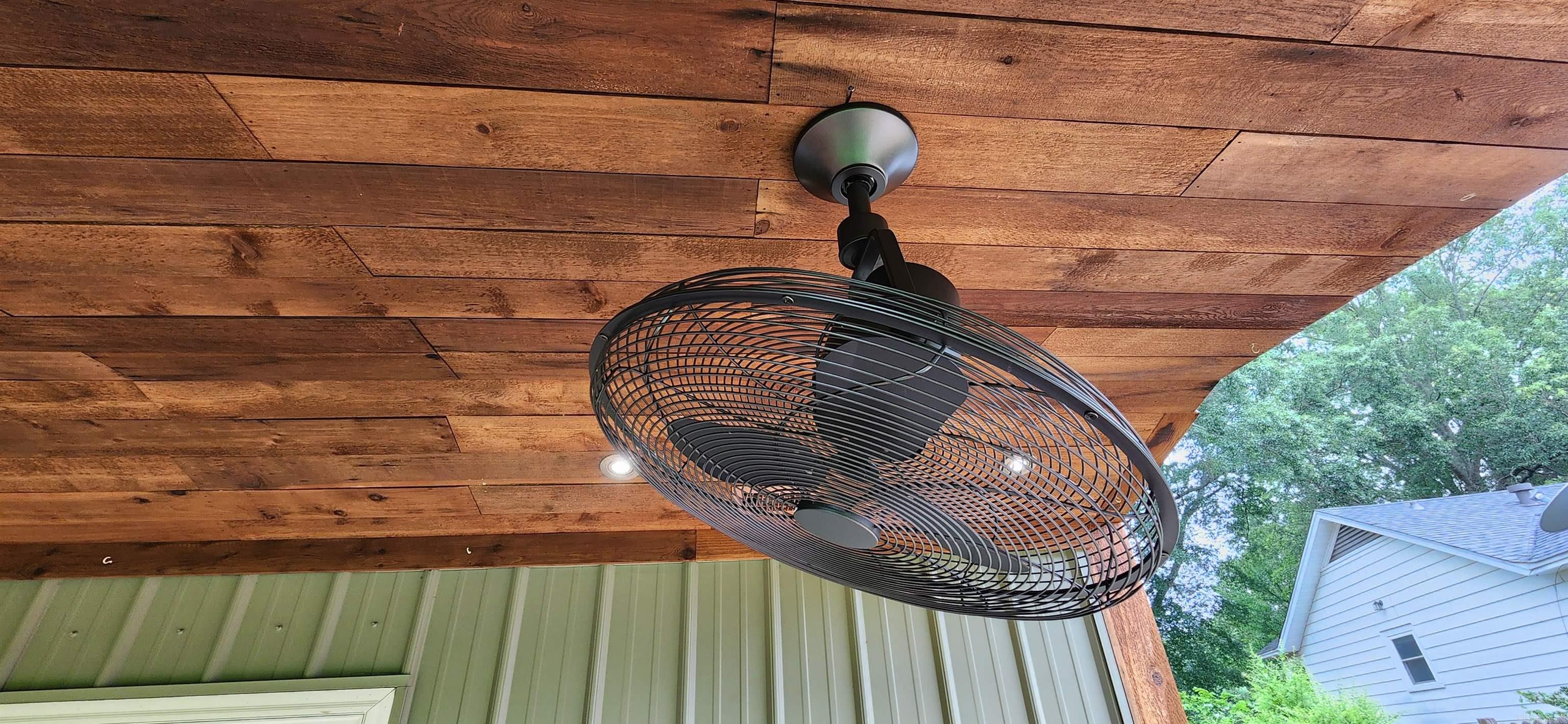 KINGWOOD PLACE - Residential