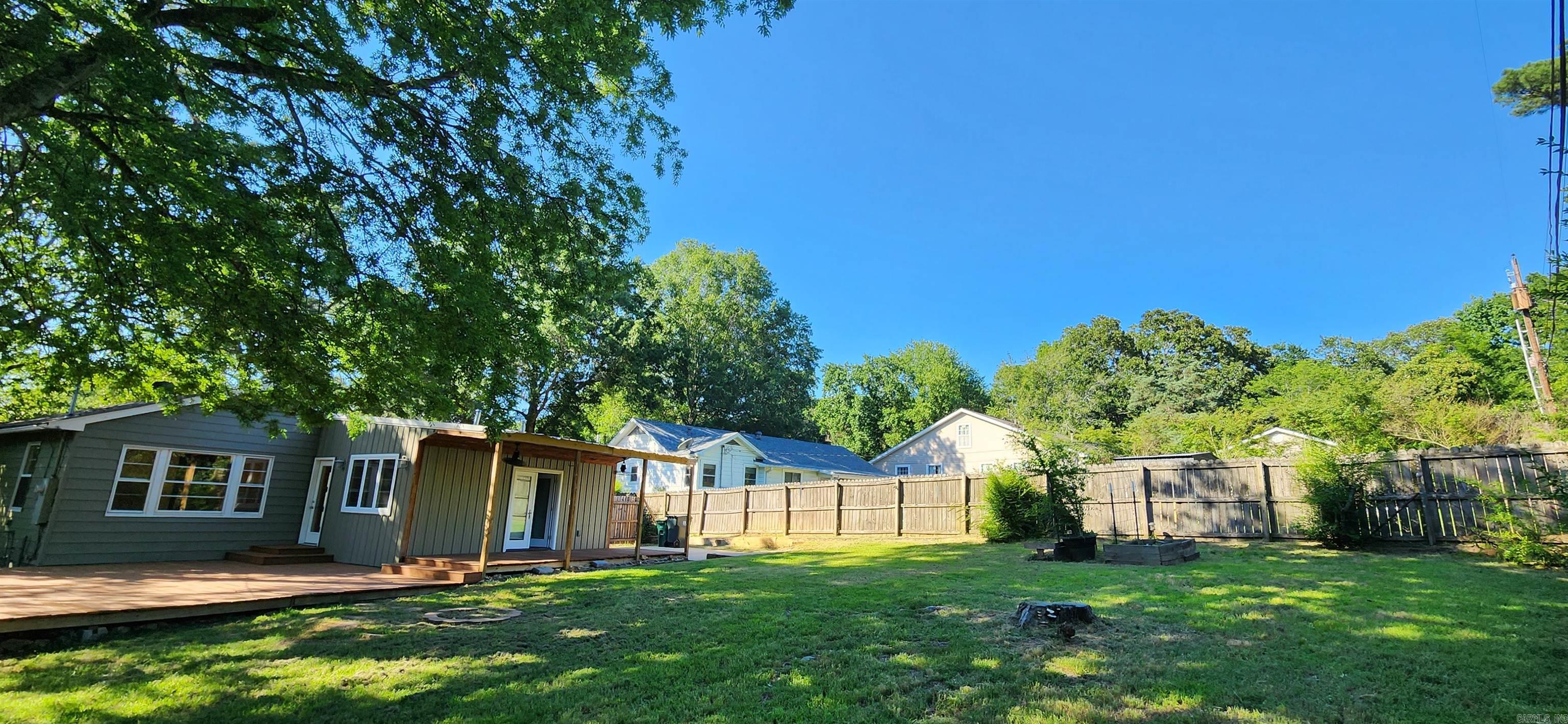 KINGWOOD PLACE - Residential