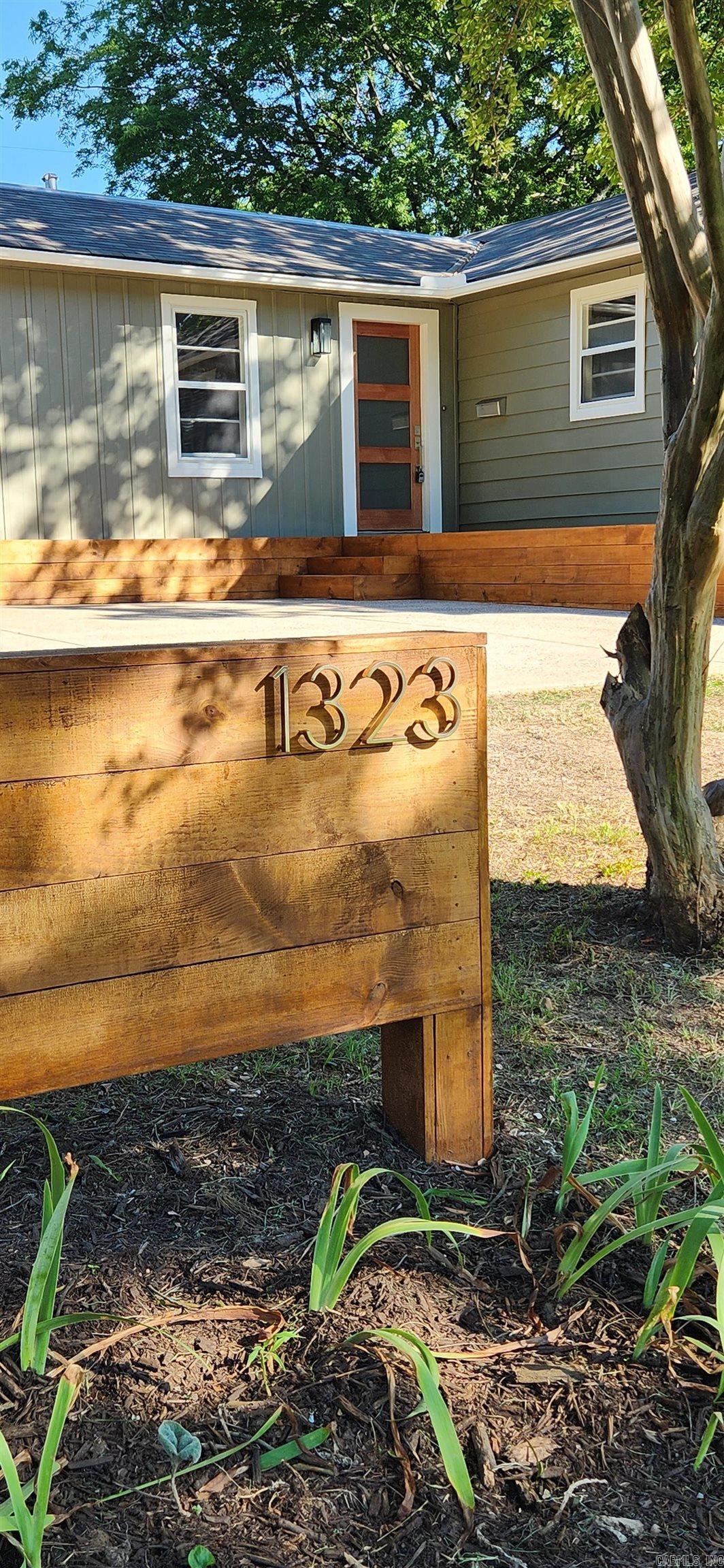 KINGWOOD PLACE - Residential