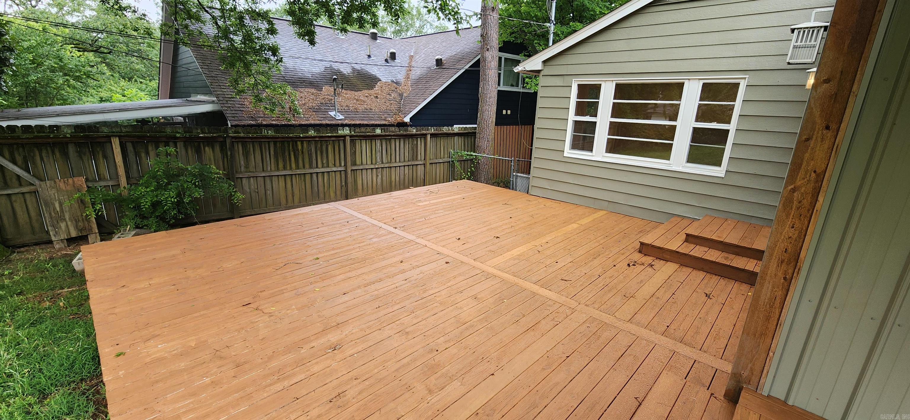 KINGWOOD PLACE - Residential